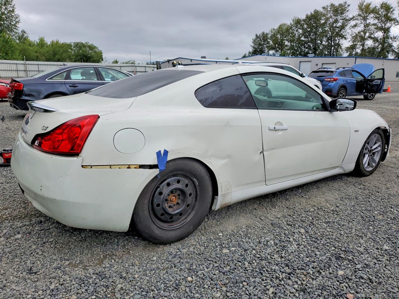 2008 Infiniti G37 Base White vin: JNKCV64E48M102640