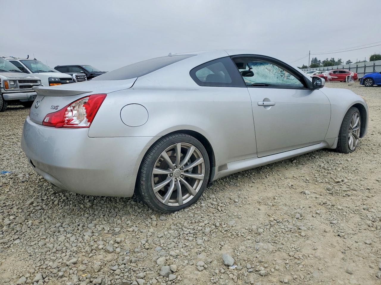 2008 Infiniti G37 Silver vin: JNKCV64E48M117932