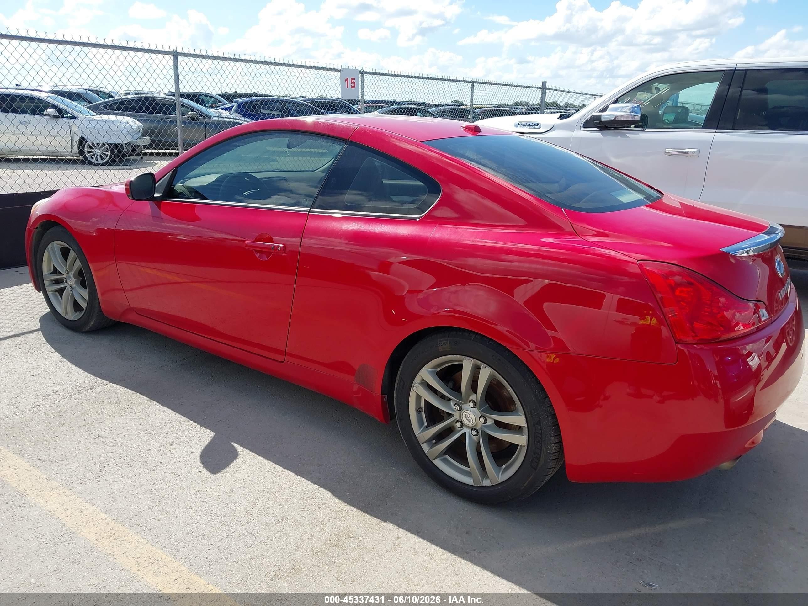 2008 Infiniti G37 Journey Red vin: JNKCV64E48M127649
