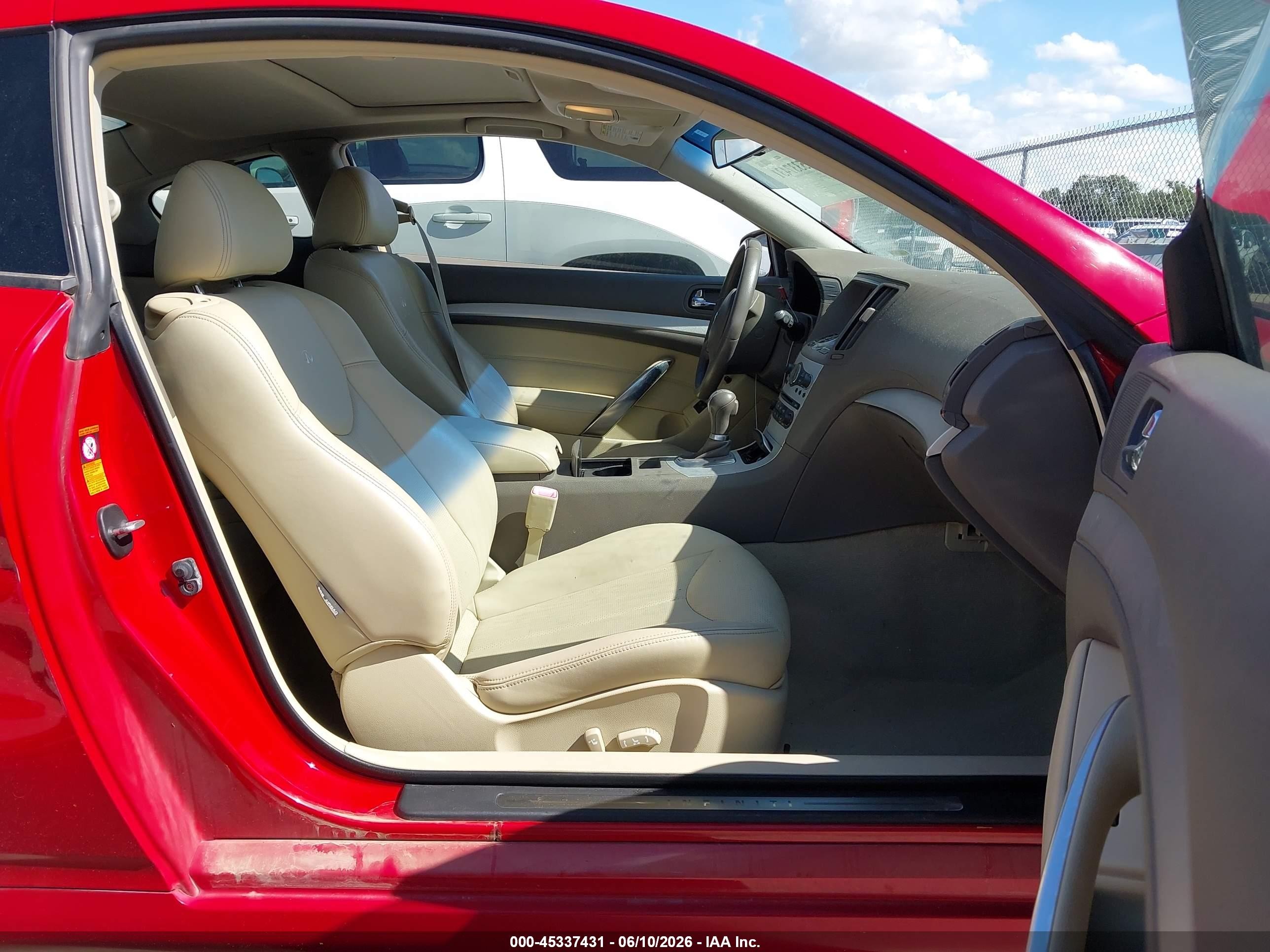 2008 Infiniti G37 Journey Red vin: JNKCV64E48M127649