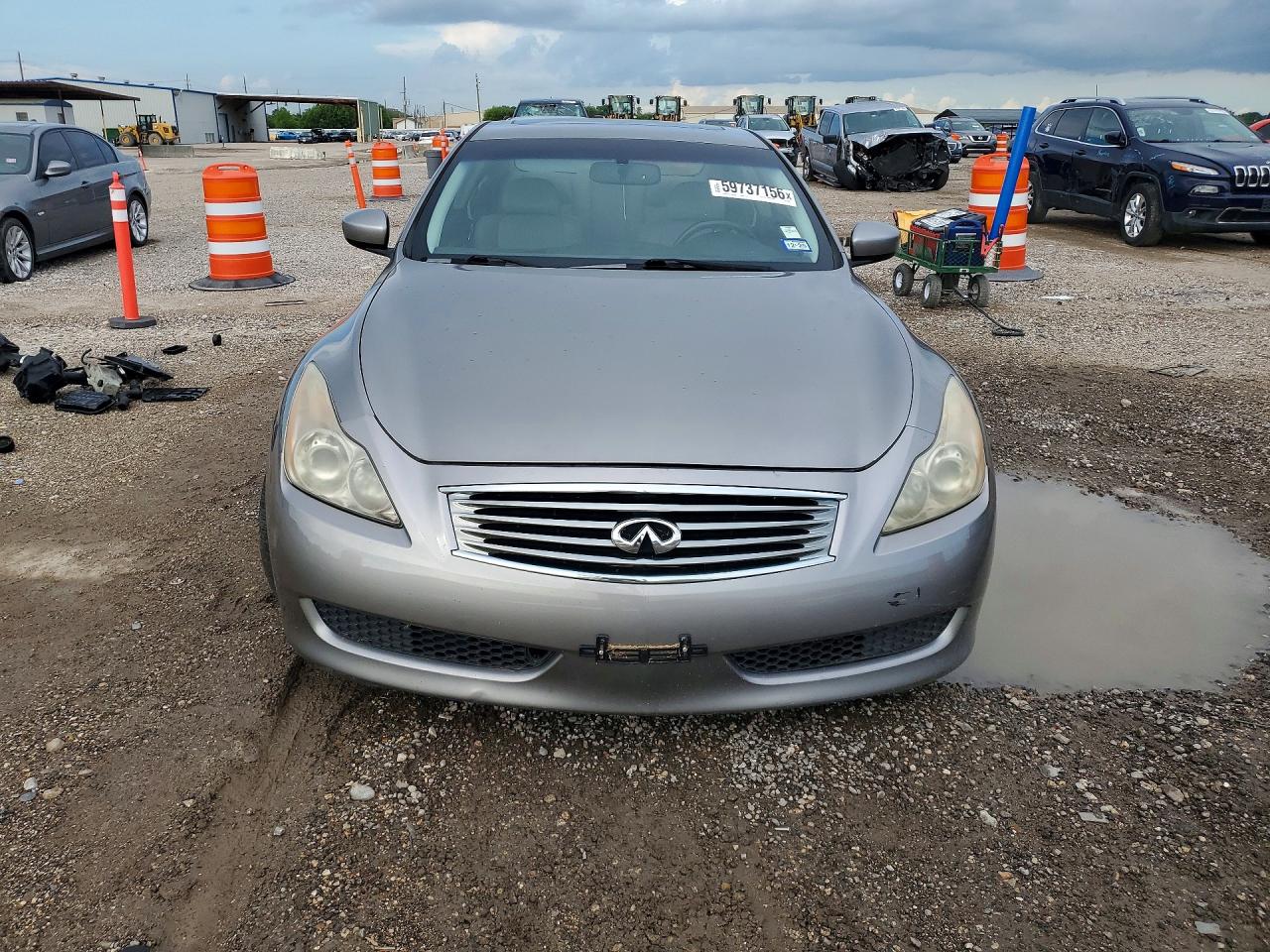 2009 Infiniti G37 Coupe Base Gray vin: JNKCV64E49M604601