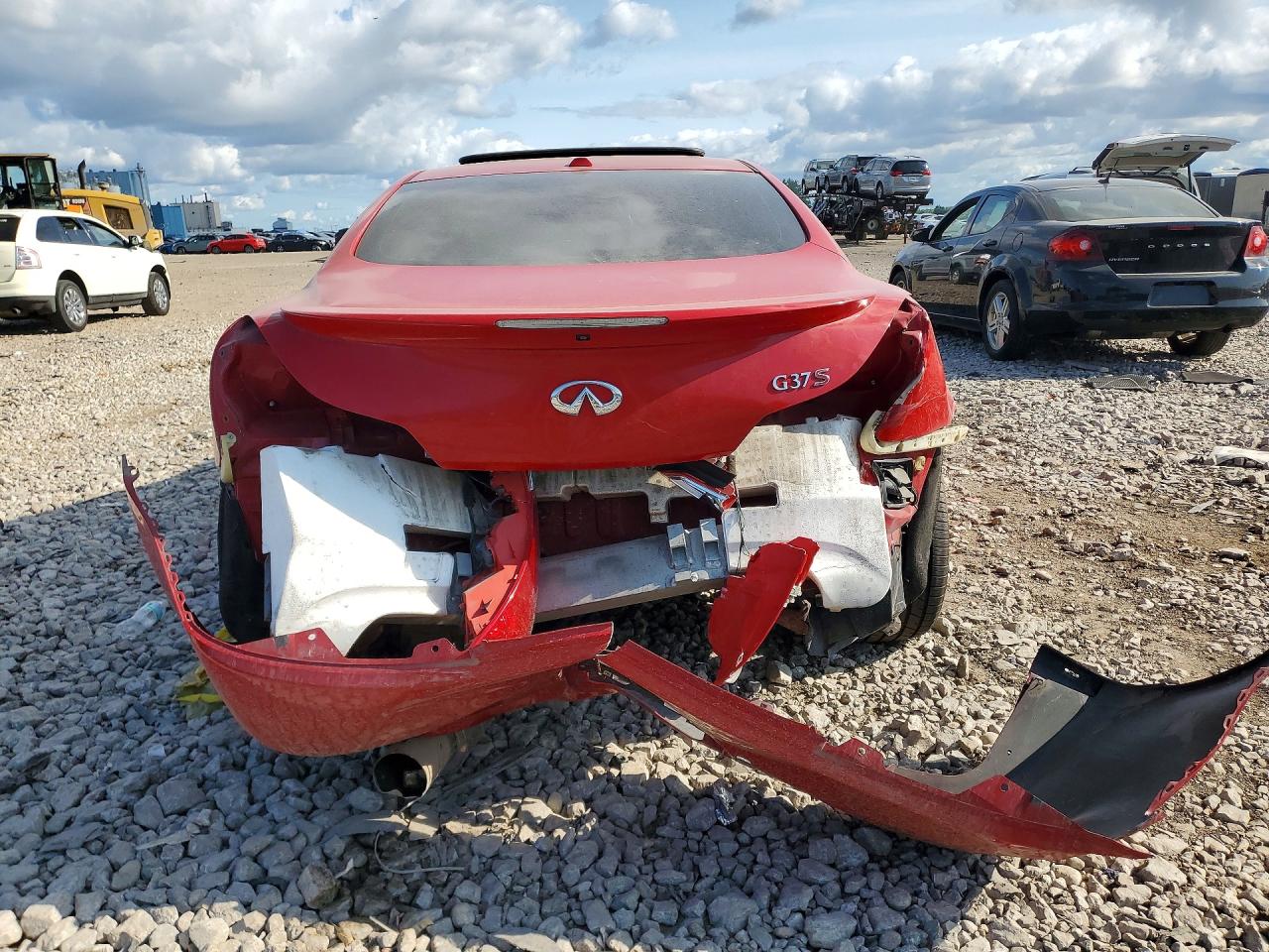 2008 Infiniti G37 Base Red vin: JNKCV64E58M120631
