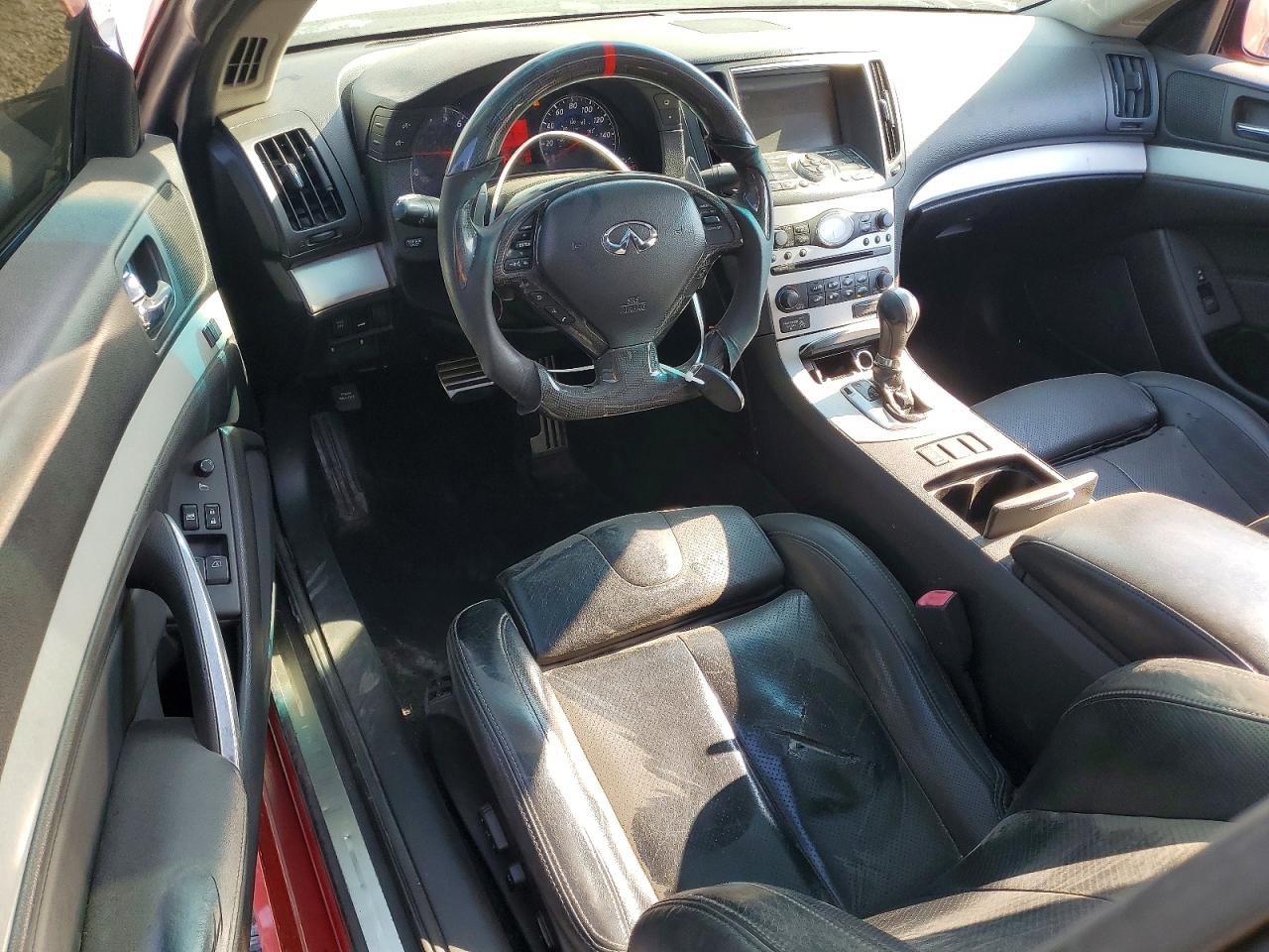 2008 Infiniti G37 Base Red vin: JNKCV64E58M120631