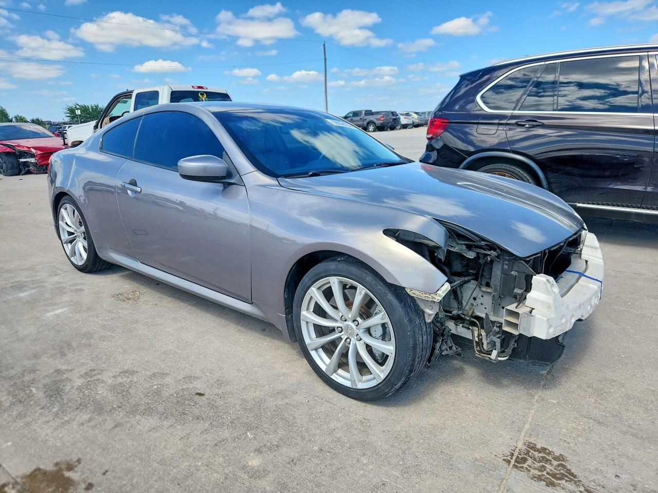 2008 Infiniti G37 Base/journey/sport Silver vin: JNKCV64E58M125876
