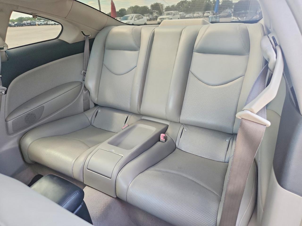 2008 Infiniti G37 Base/journey/sport Silver vin: JNKCV64E58M125876
