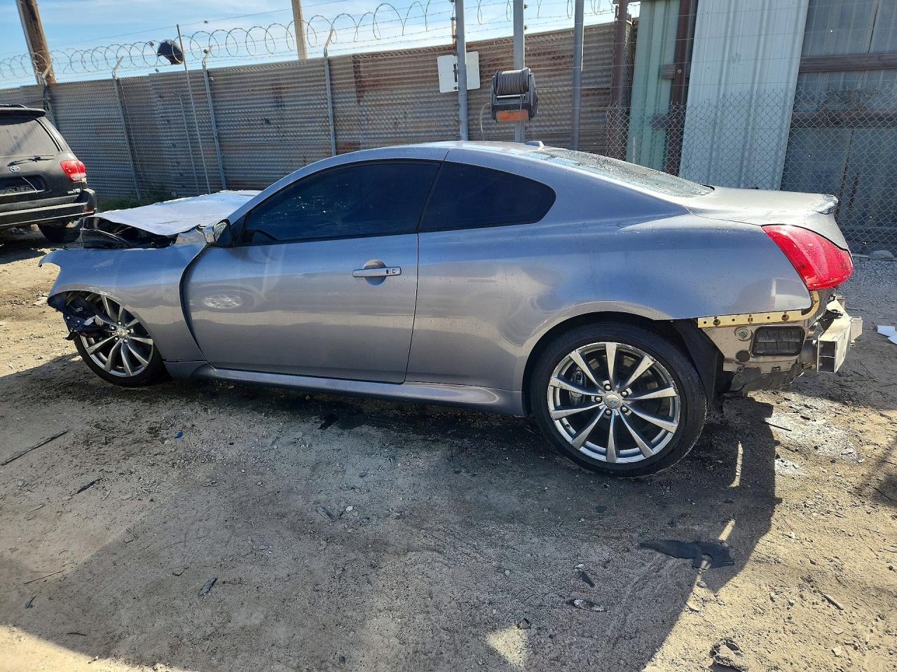 2008 Infiniti G37 Base Gray vin: JNKCV64E58M127224