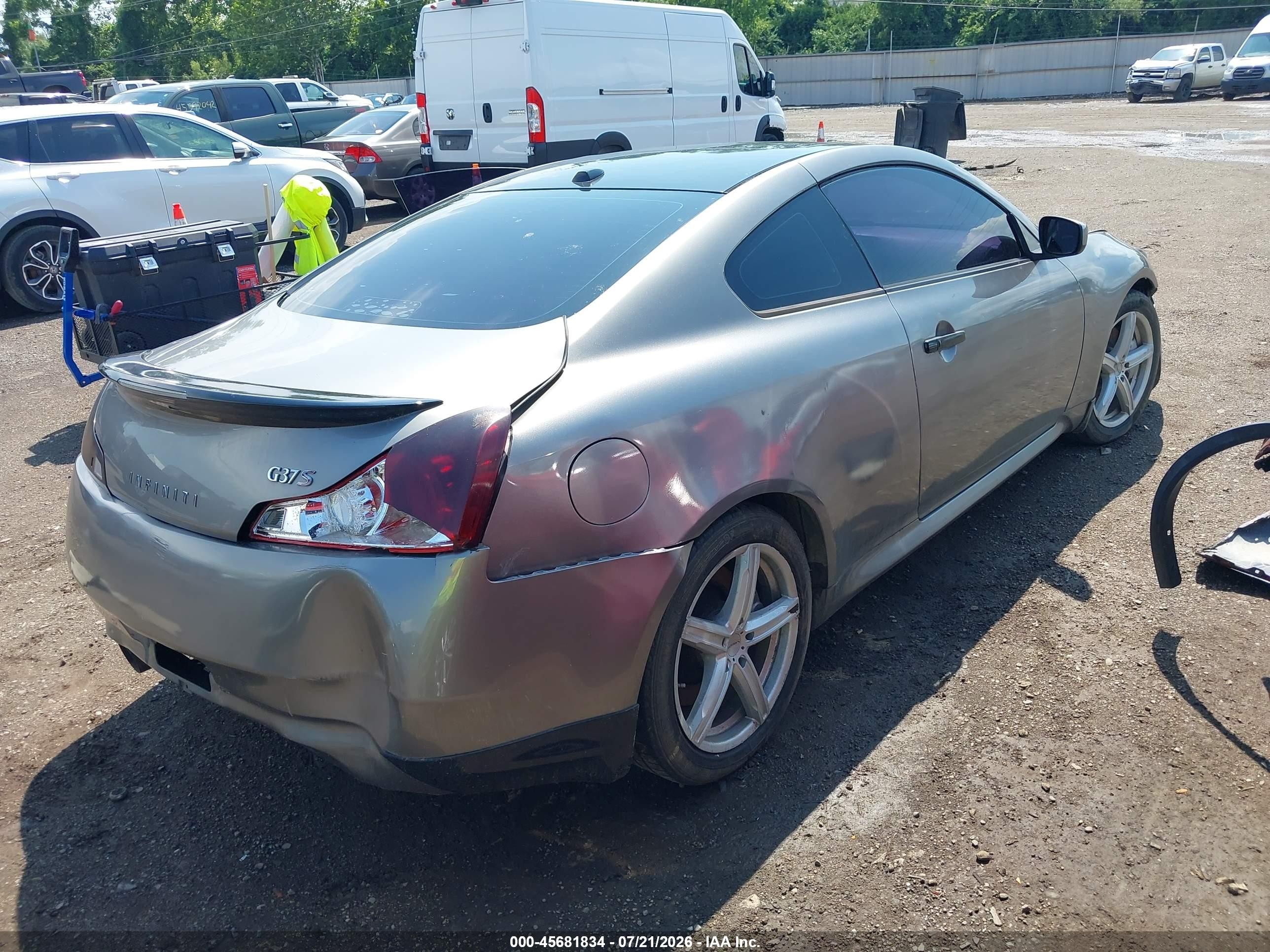 2009 Infiniti G37 Sport Champagne vin: JNKCV64E59M604025