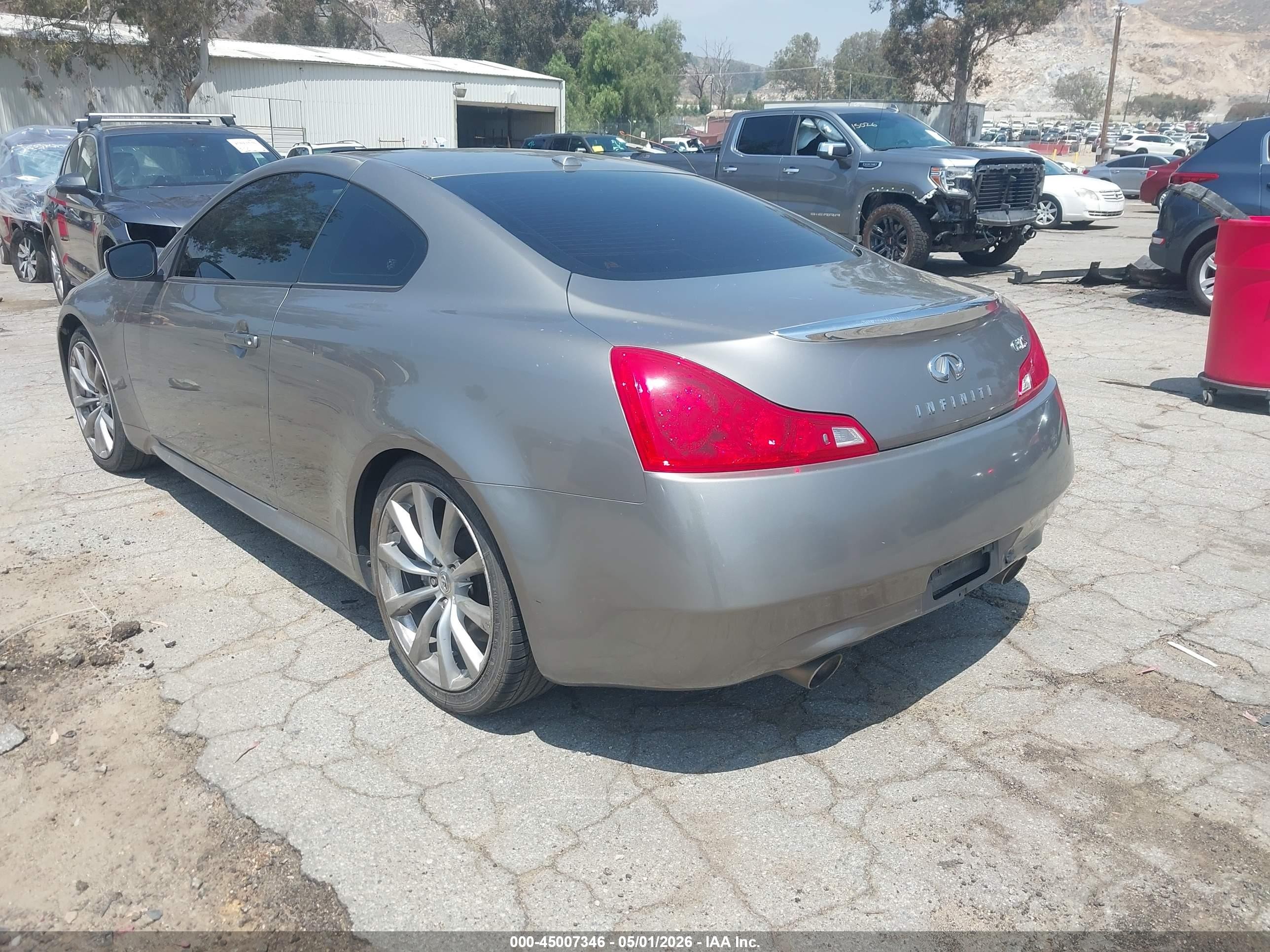 2008 Infiniti G37 Journey Silver vin: JNKCV64E68M100727