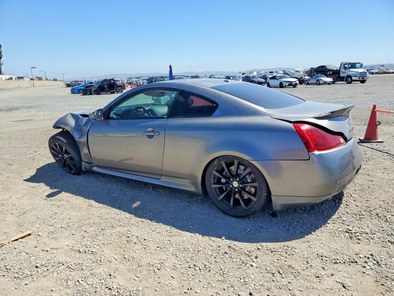 2008 Infiniti G37 Base Gray vin: JNKCV64E68M102073