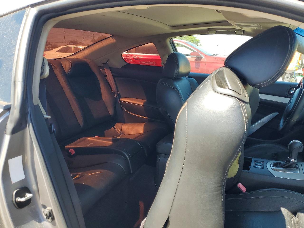 2008 Infiniti G37 Base Gray vin: JNKCV64E68M102073