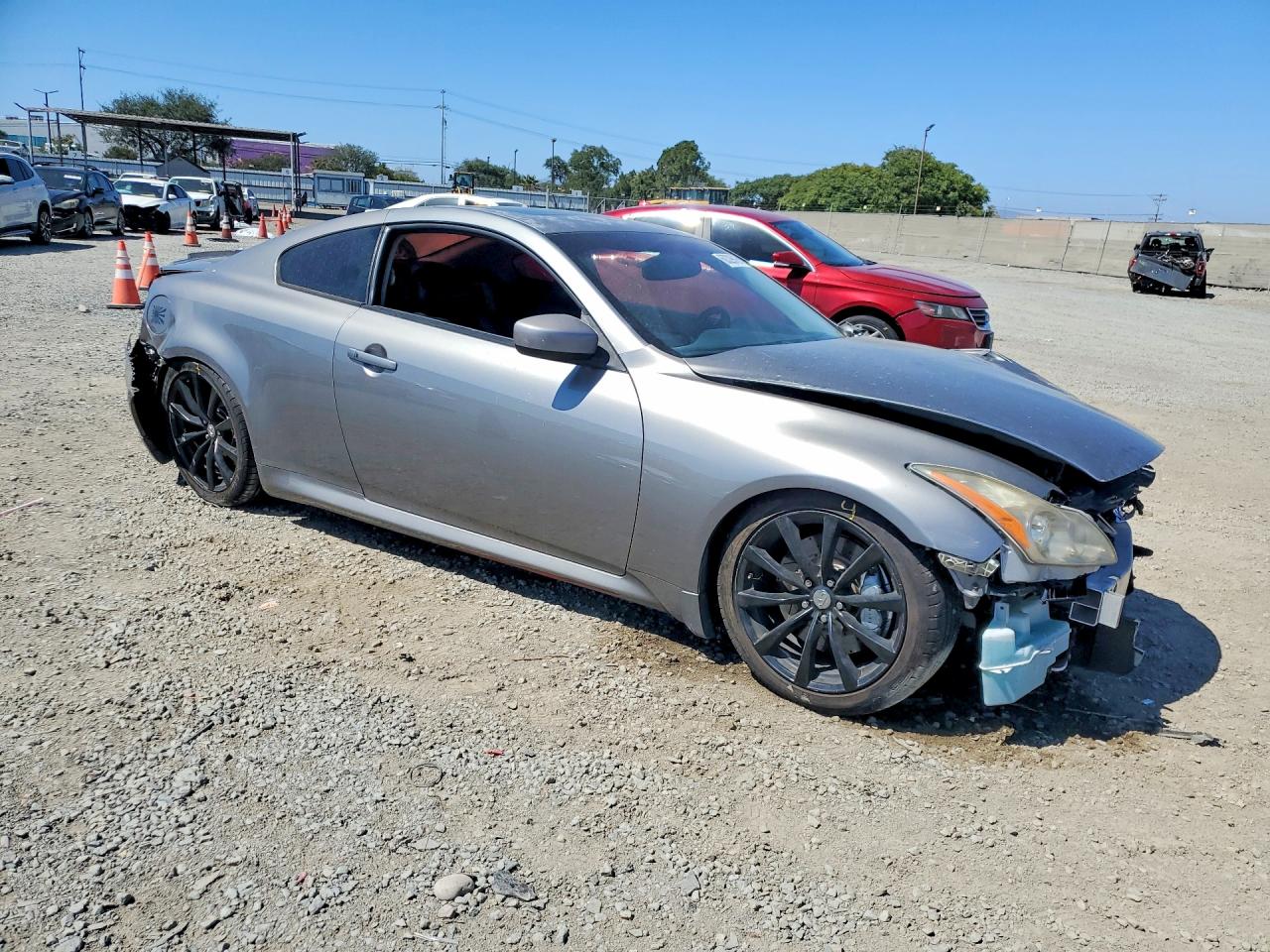 2008 Infiniti G37 Base Gray vin: JNKCV64E68M102073