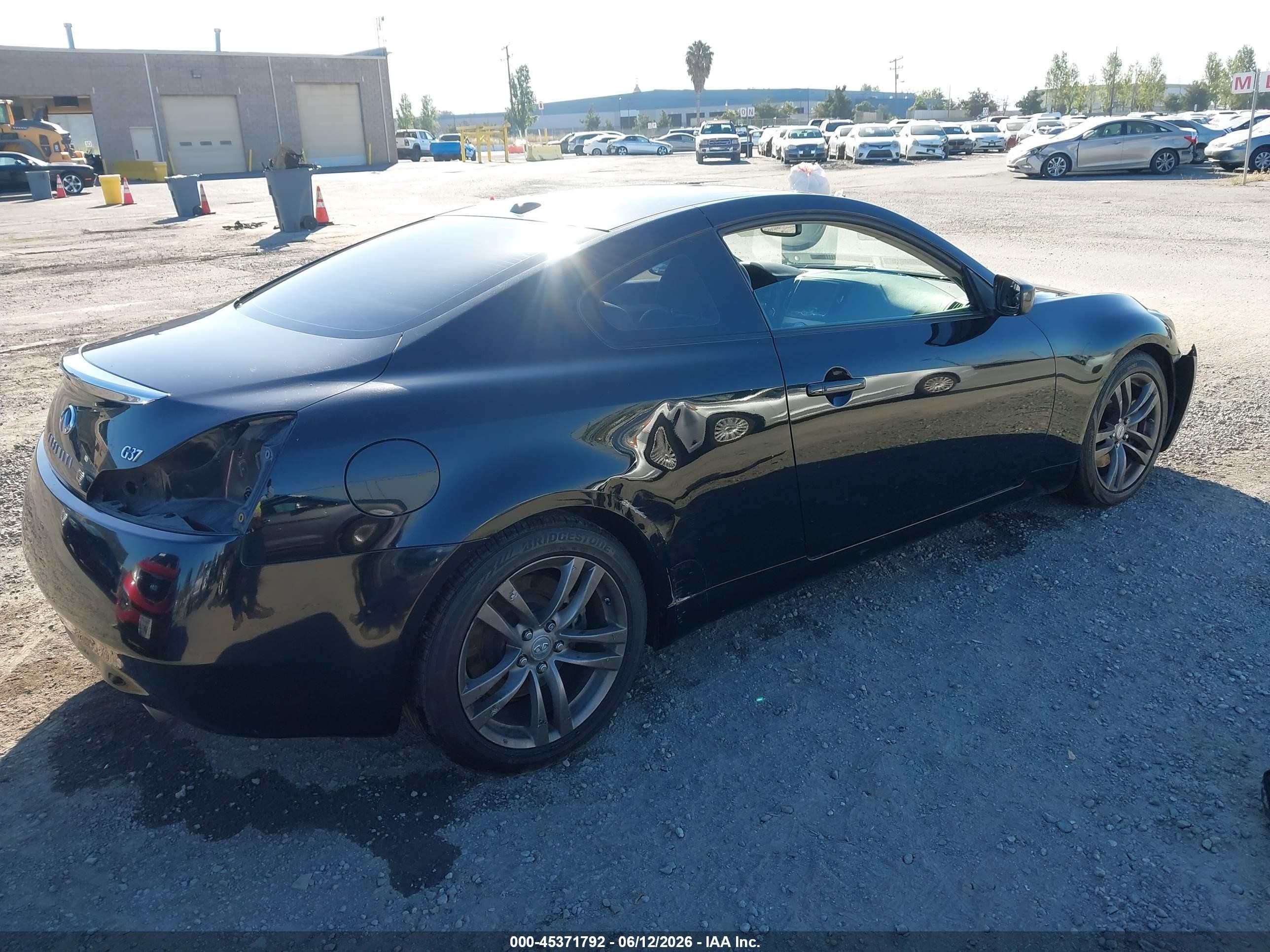2008 Infiniti G37 Journey Black vin: JNKCV64E68M124705