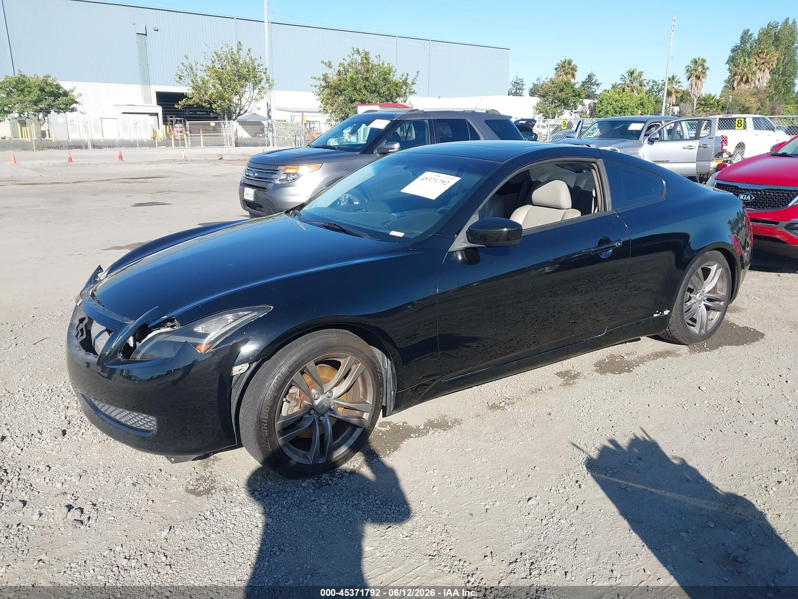 2008 Infiniti G37 Journey Black vin: JNKCV64E68M124705