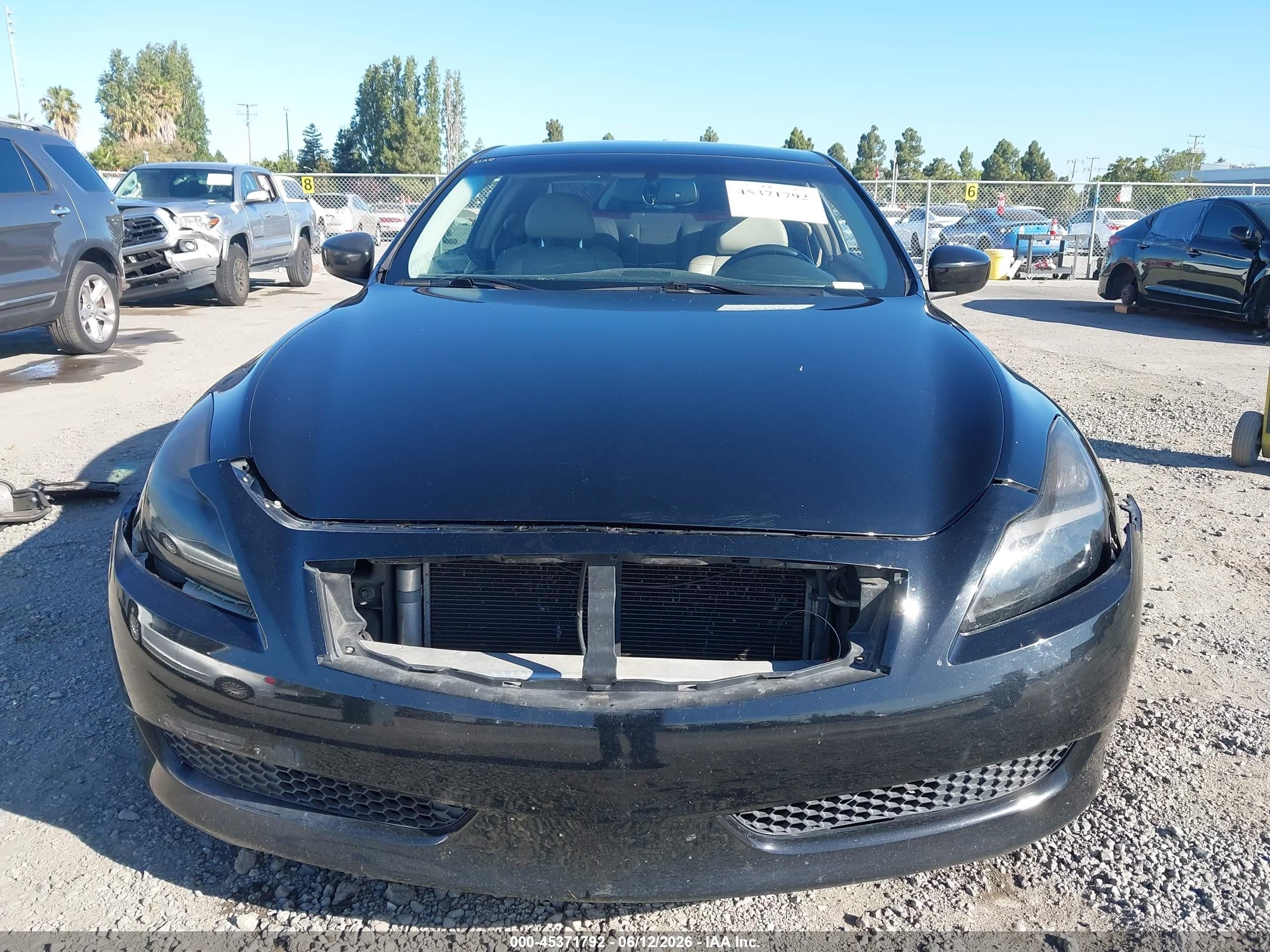 2008 Infiniti G37 Journey Black vin: JNKCV64E68M124705