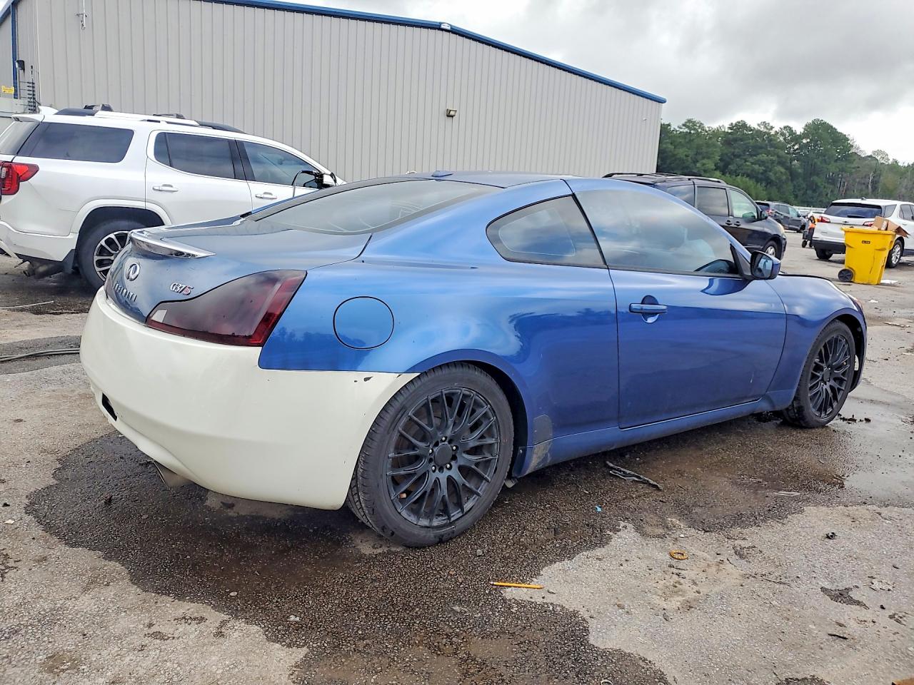 2009 Infiniti G37 Coupe Base Two Tone vin: JNKCV64E69M603949