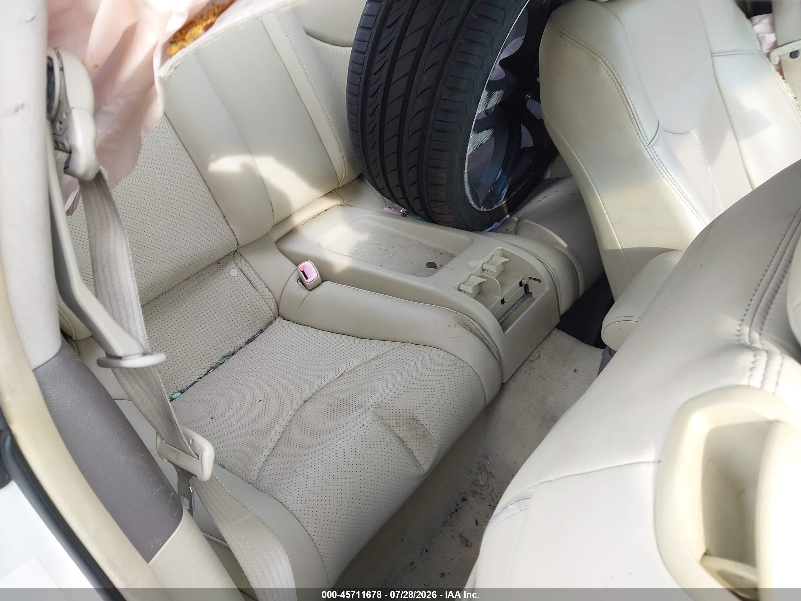 2009 Infiniti G37 Journey White vin: JNKCV64E69M605765