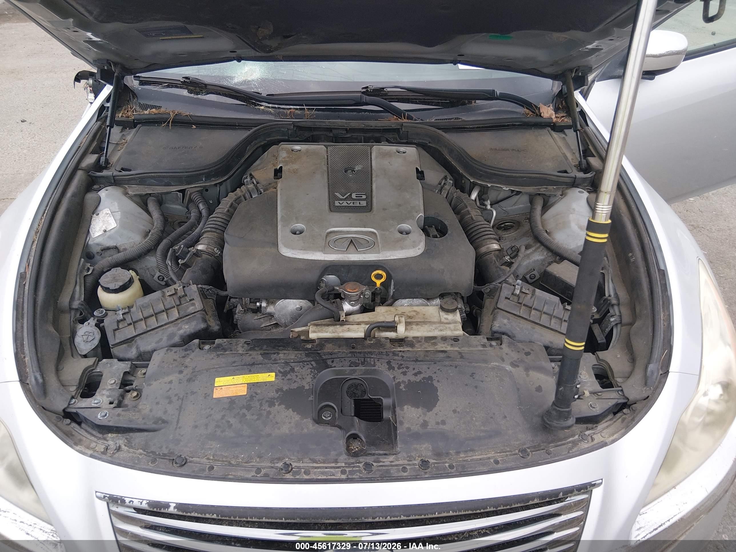 2008 Infiniti G37 Journey Silver vin: JNKCV64E78M113938