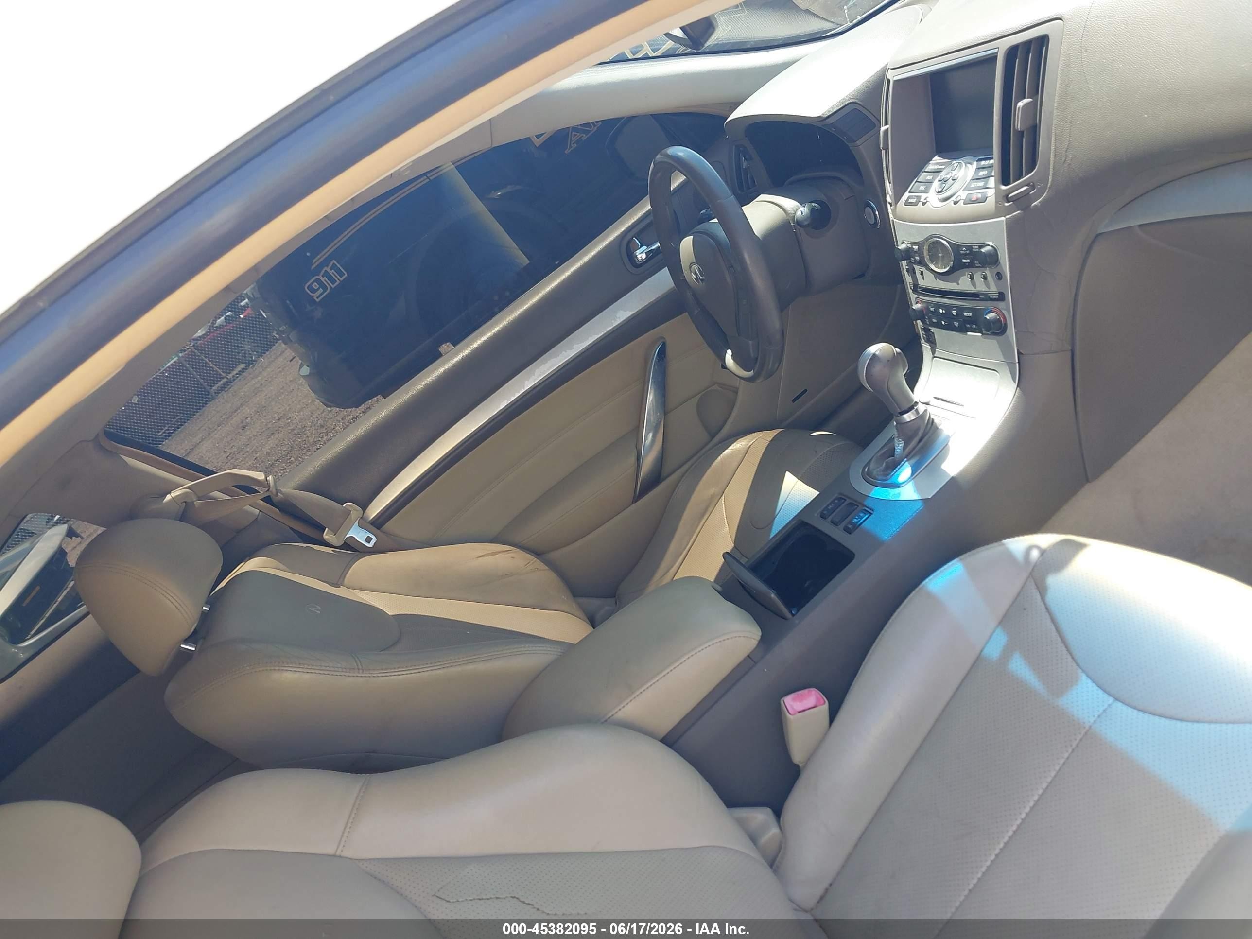 2008 Infiniti G37 Journey White vin: JNKCV64E78M130657