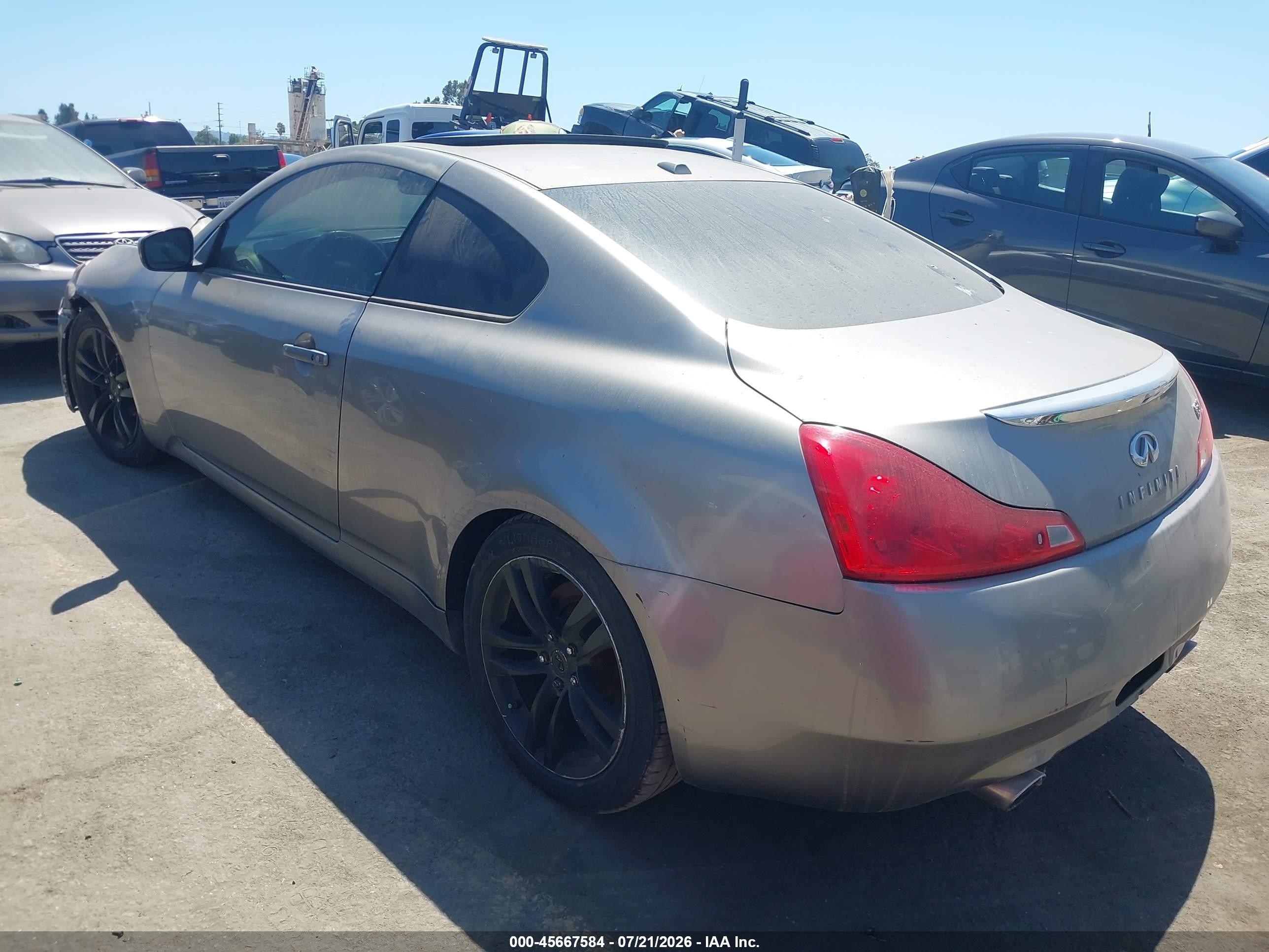 2008 Infiniti G37 Journey Gray vin: JNKCV64E88M117979
