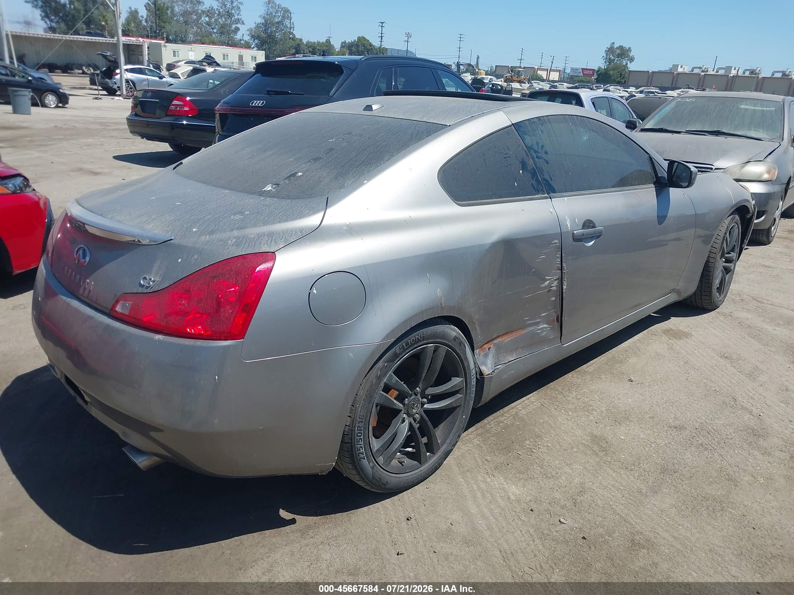 2008 Infiniti G37 Journey Gray vin: JNKCV64E88M117979
