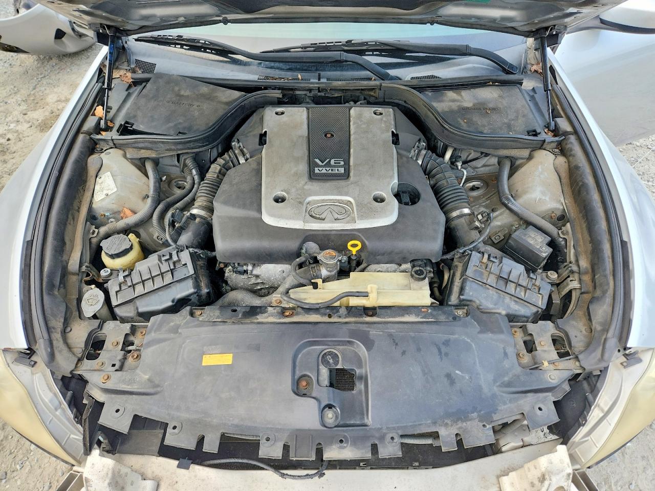 2009 Infiniti G37 Coupe Base Silver vin: JNKCV64E89M602771