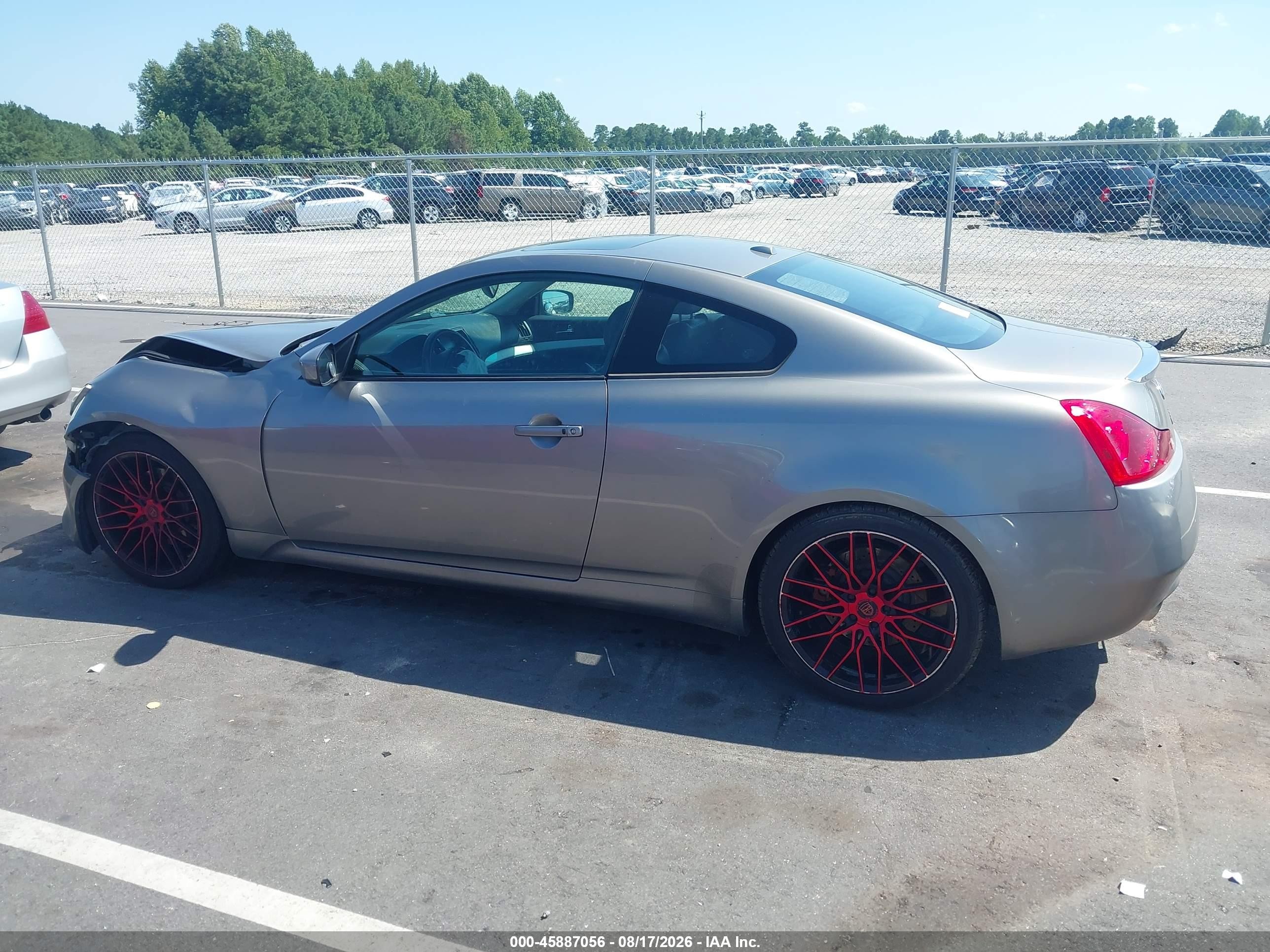 2008 Infiniti G37 Journey Silver vin: JNKCV64E98M102942