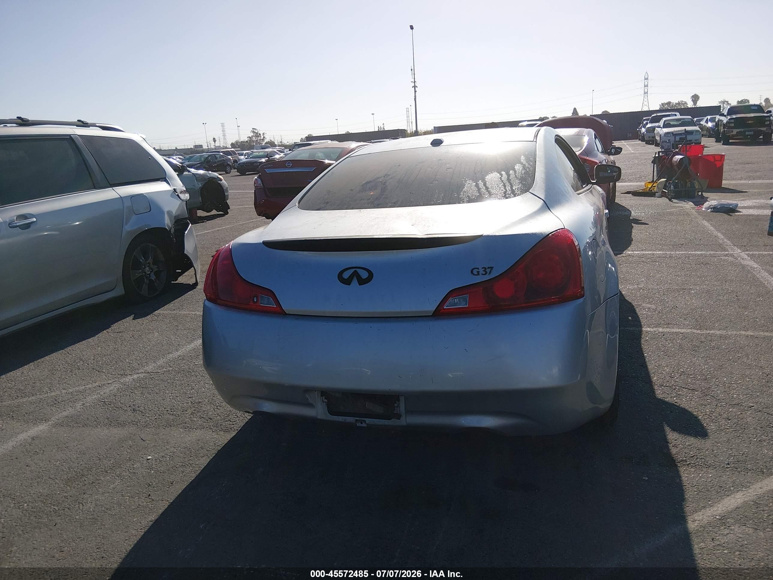 2008 Infiniti G37 Journey Gray vin: JNKCV64E98M104710