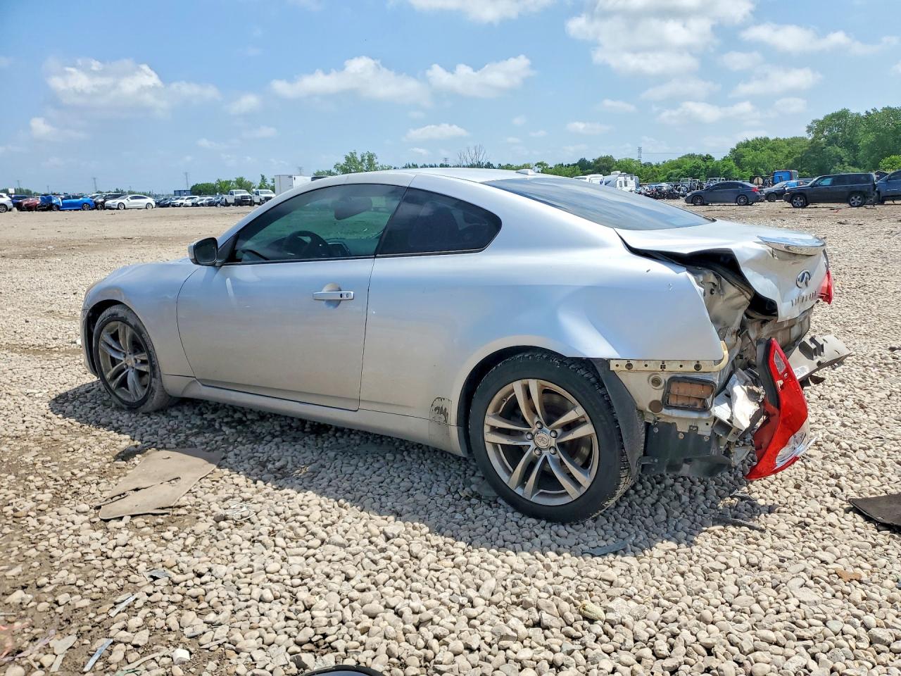 2008 Infiniti G37 Base Silver vin: JNKCV64EX8M108961