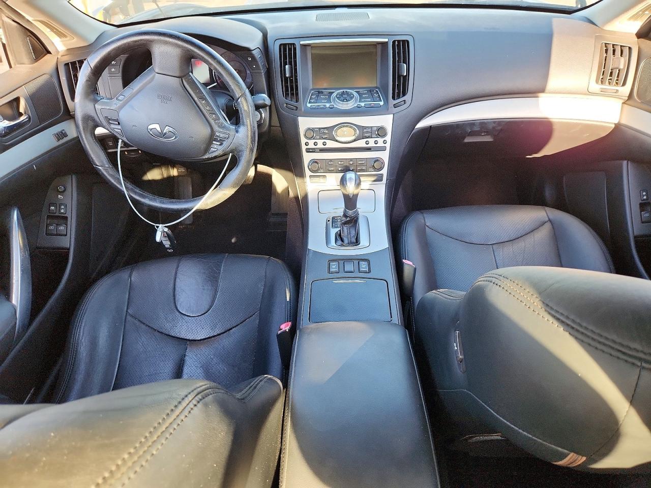 2008 Infiniti G37 Base Silver vin: JNKCV64EX8M120267