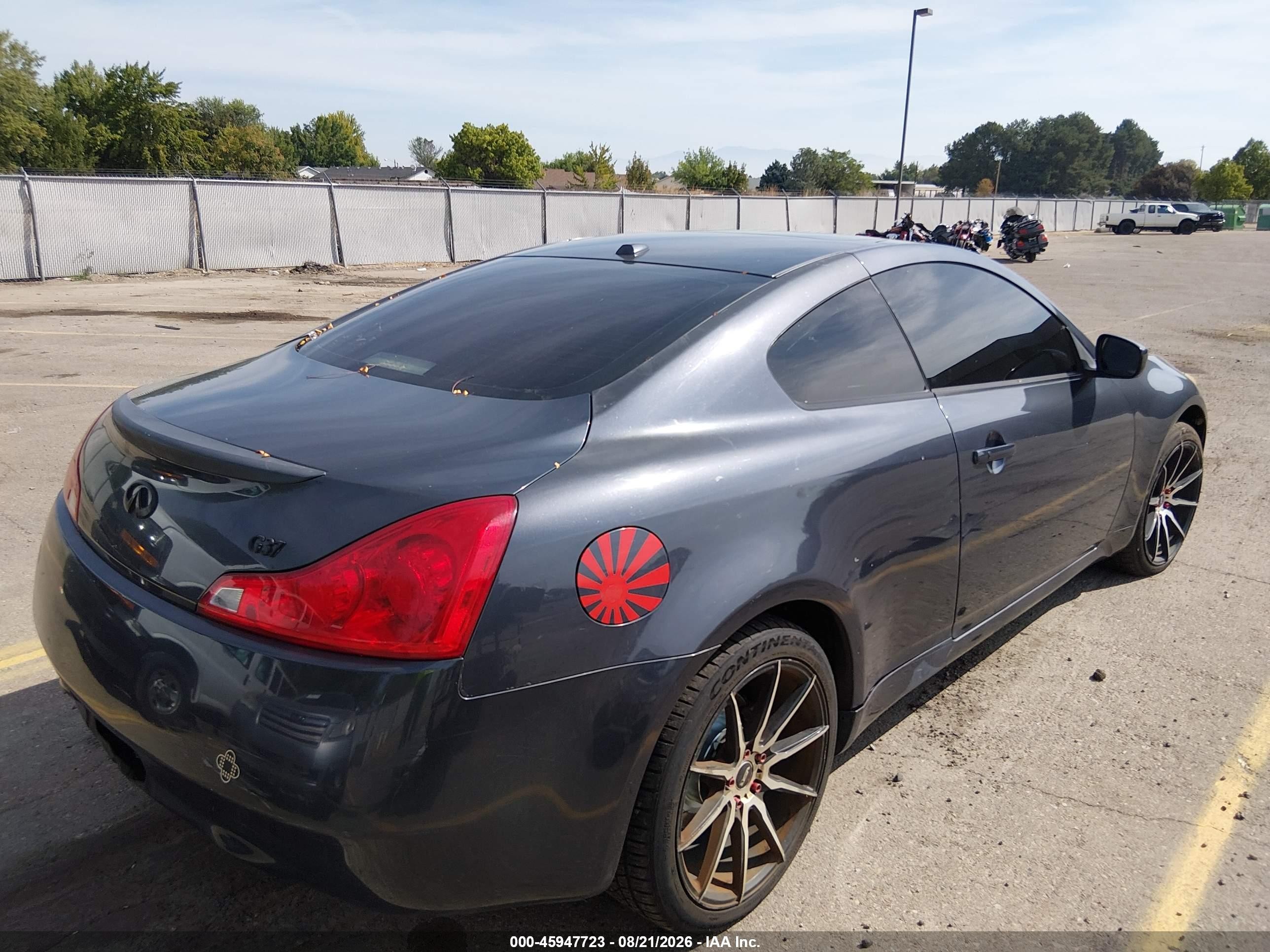 2009 Infiniti G37x   Blue vin: JNKCV64F09M652038