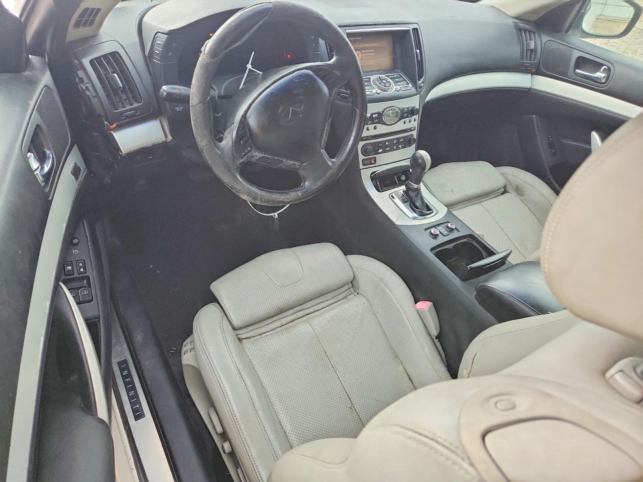 2009 Infiniti G37 Coupe X White vin: JNKCV64F19M652789