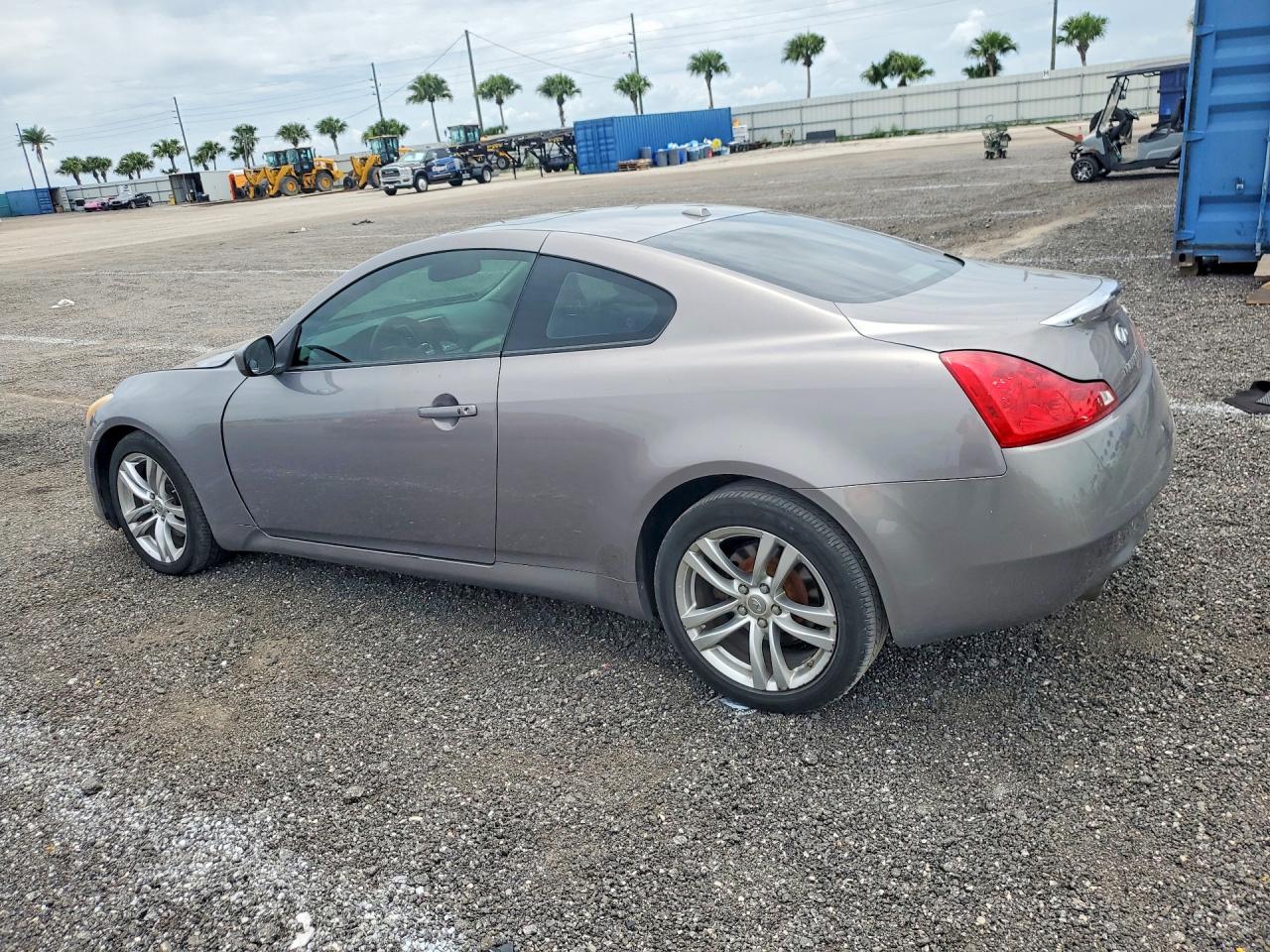 2009 Infiniti G37 Coupe X Gray vin: JNKCV64F29M651389