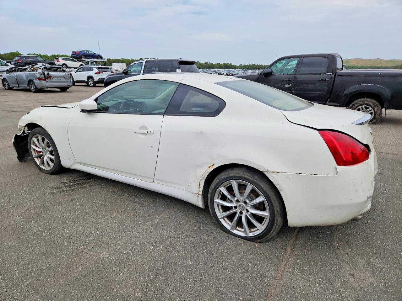 2009 Infiniti G37 Coupe X White vin: JNKCV64F39M652244