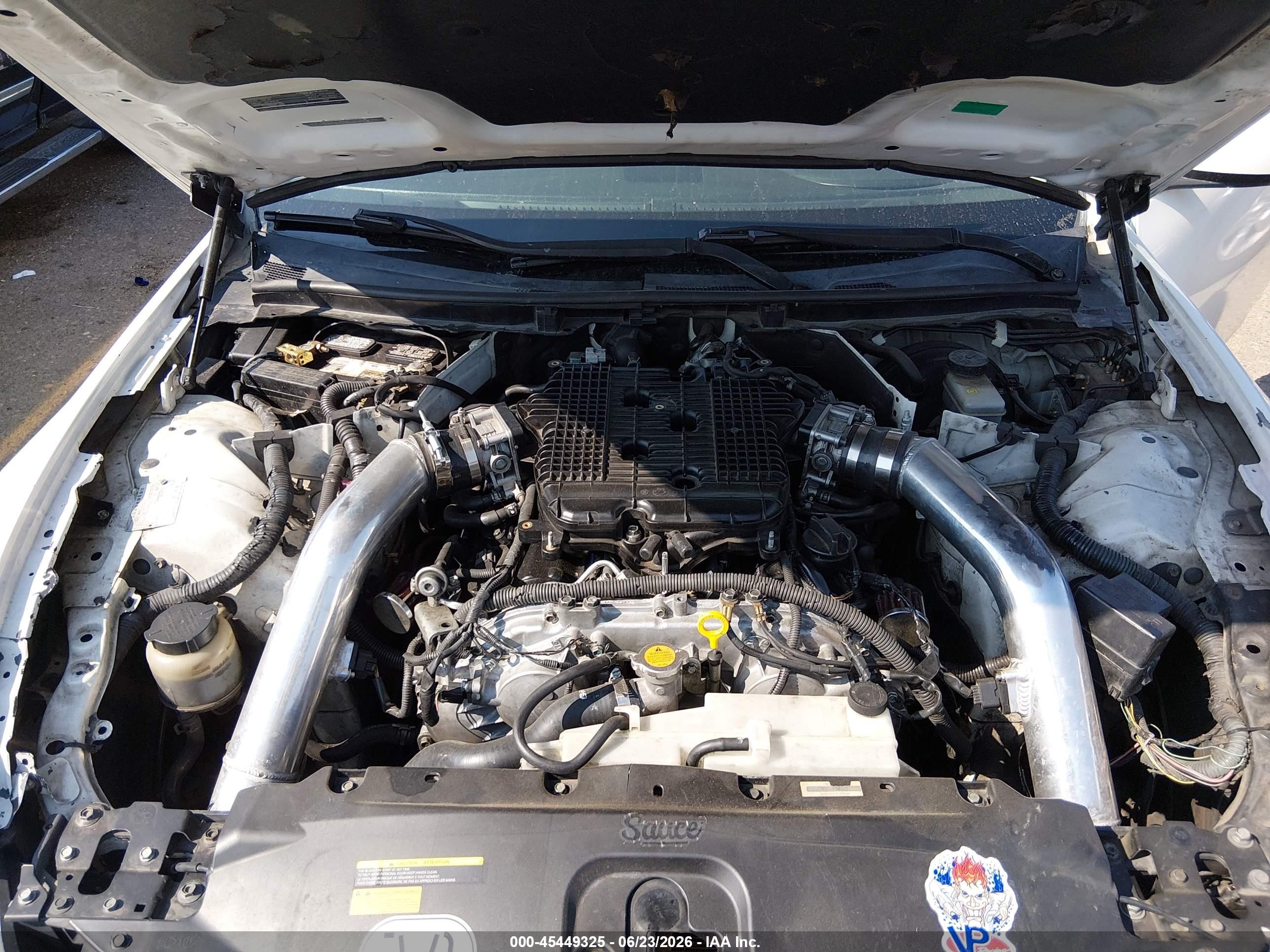 2009 Infiniti G37x   White vin: JNKCV64F59M650172