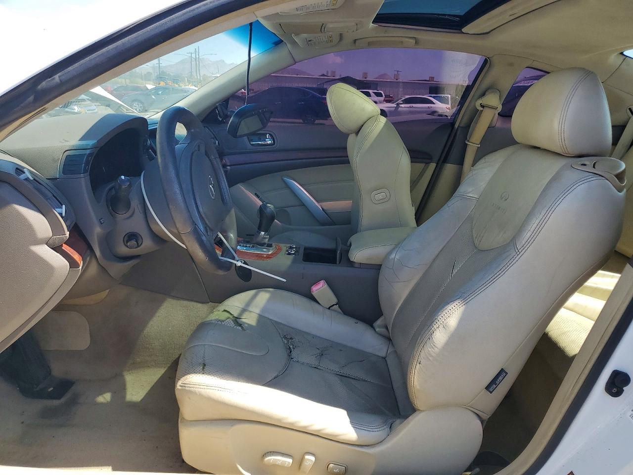 2009 Infiniti G37 Coupe X White vin: JNKCV64F59M651385