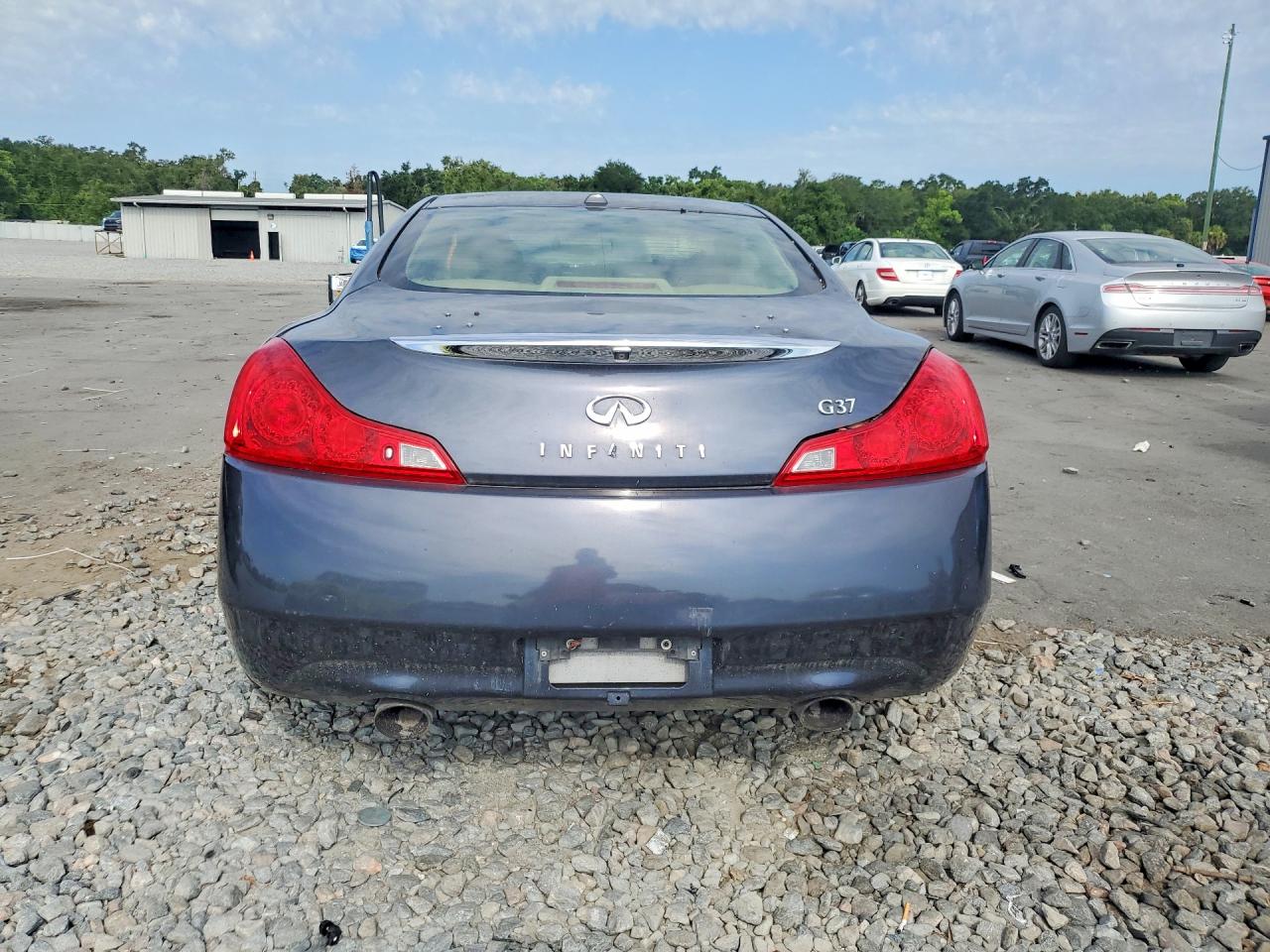 2009 Infiniti G37 Coupe X Gray vin: JNKCV64F79M652098