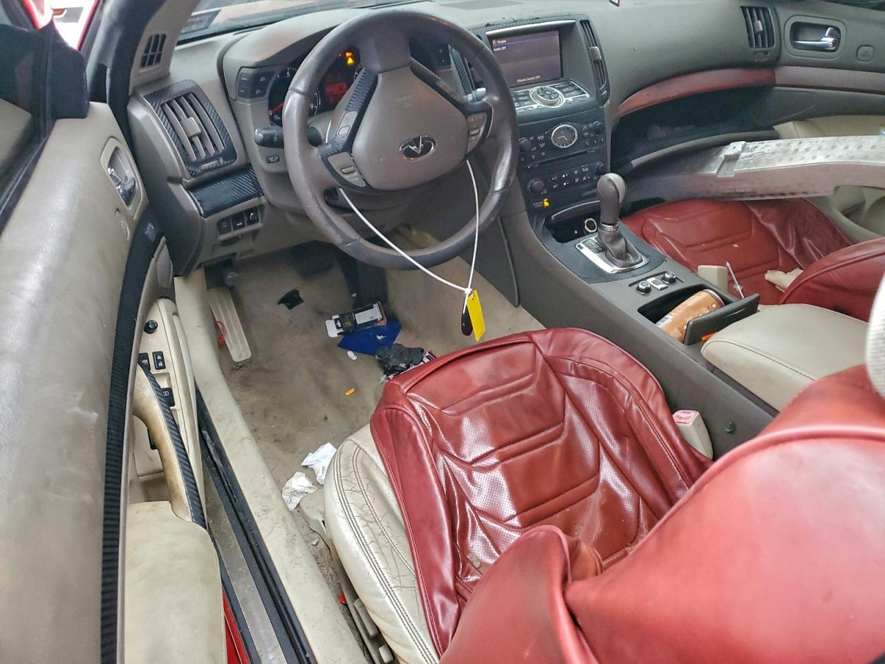 2009 Infiniti G37 Convertible Base Red vin: JNKCV66E09M723341