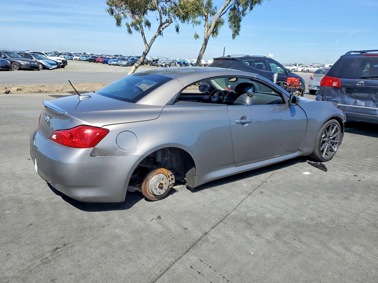 2009 Infiniti G37 Convertible Base Silver vin: JNKCV66E49M721558