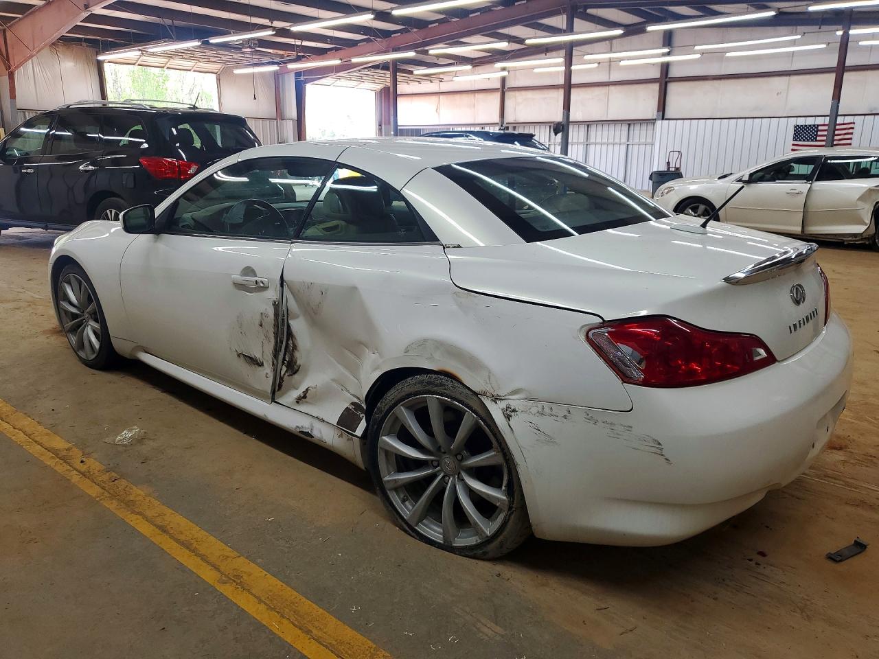 2009 Infiniti G37 Convertible Base White vin: JNKCV66E59M721729