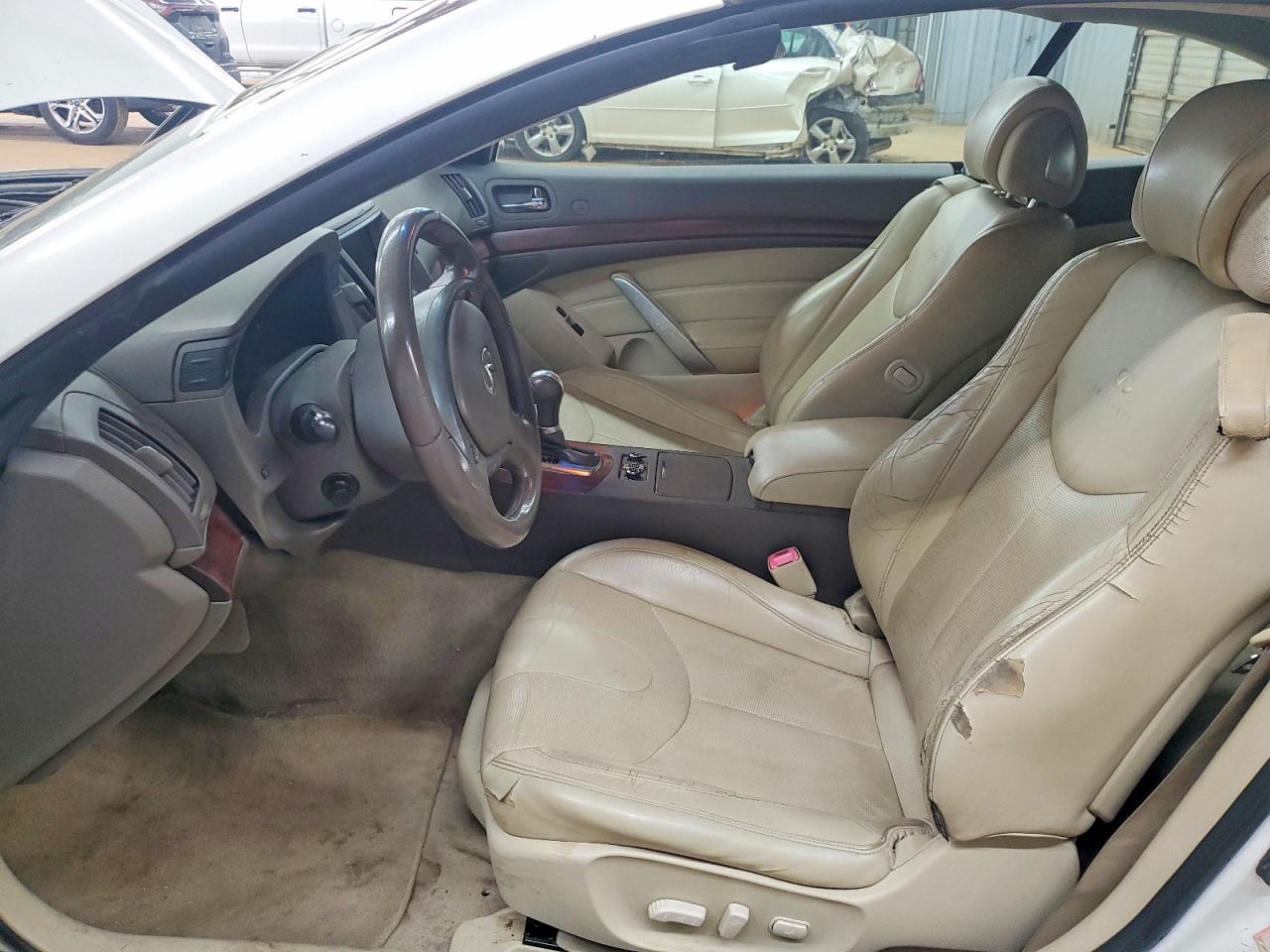 2009 Infiniti G37 Convertible Base White vin: JNKCV66E59M721729