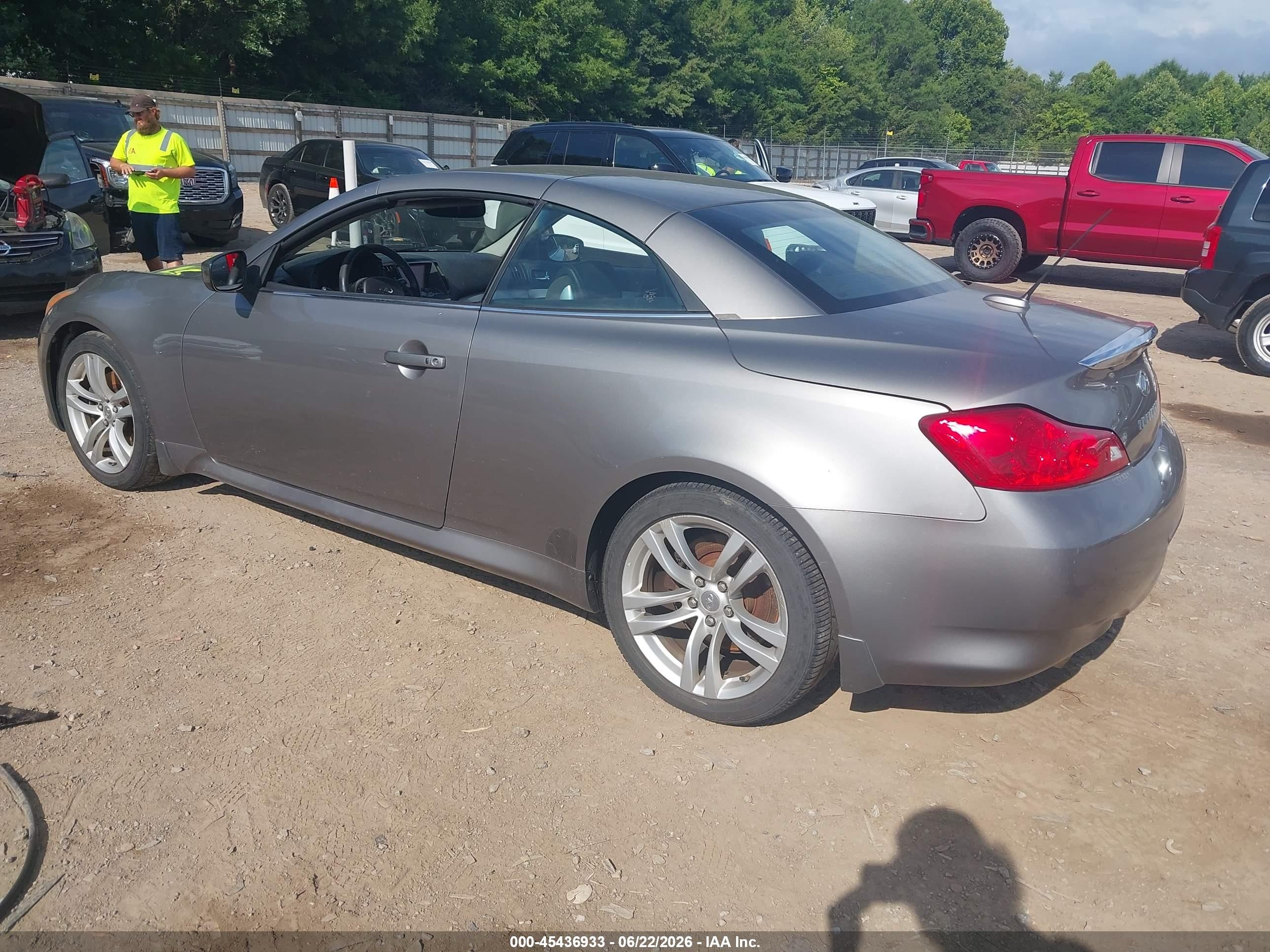2009 Infiniti G37 Gray vin: JNKCV66E59M722394