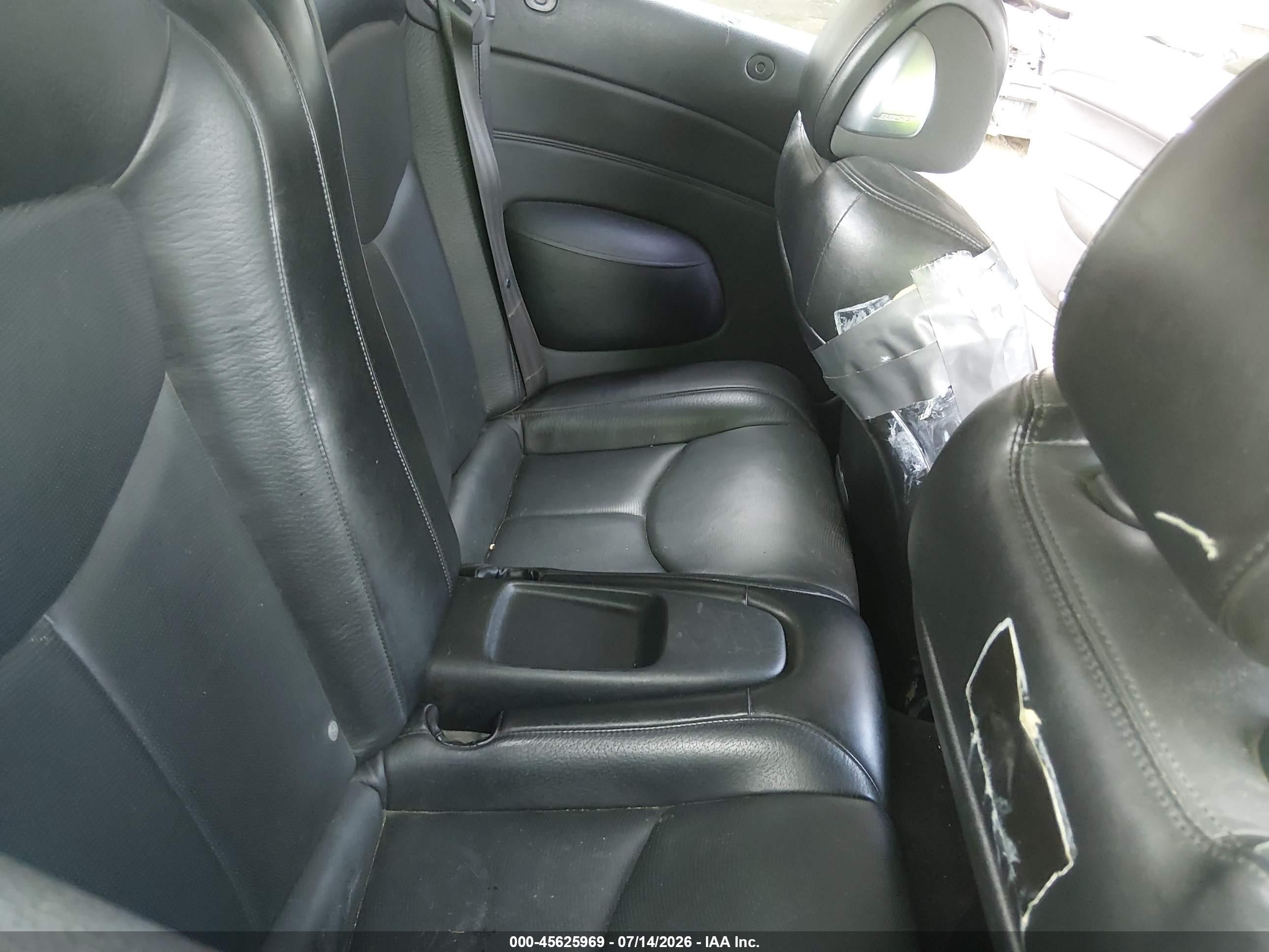 2009 Infiniti G37   Silver vin: JNKCV66E59M723447