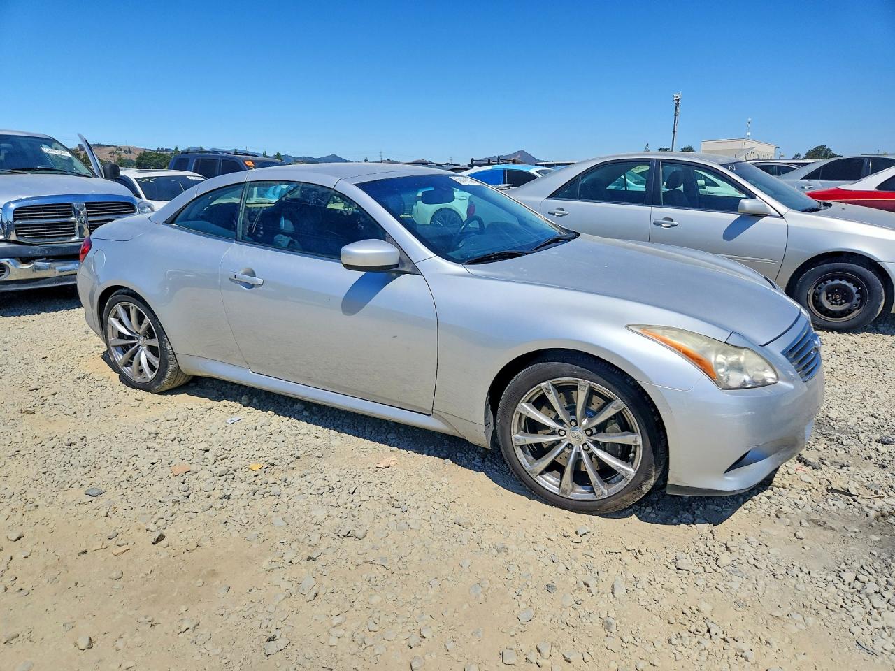 2009 Infiniti G37 Convertible Base Silver vin: JNKCV66E79M720923