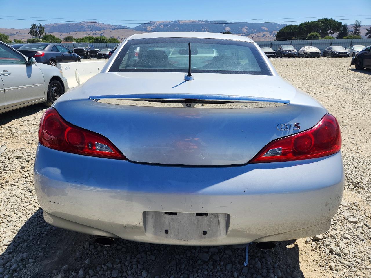 2009 Infiniti G37 Convertible Base Silver vin: JNKCV66E79M720923
