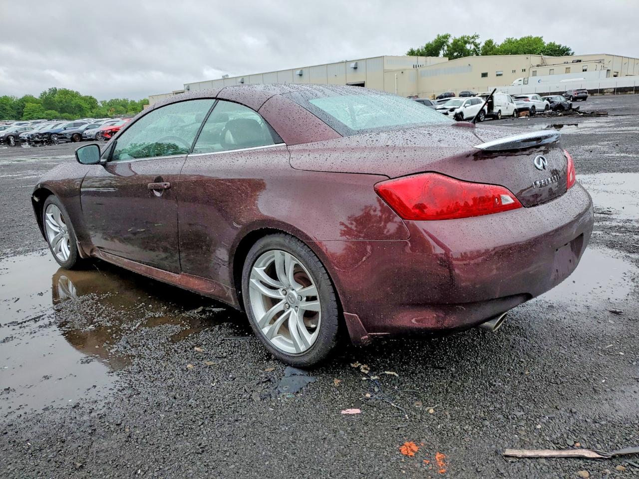 2009 Infiniti G37 Convertible Base Burgundy vin: JNKCV66E79M724440