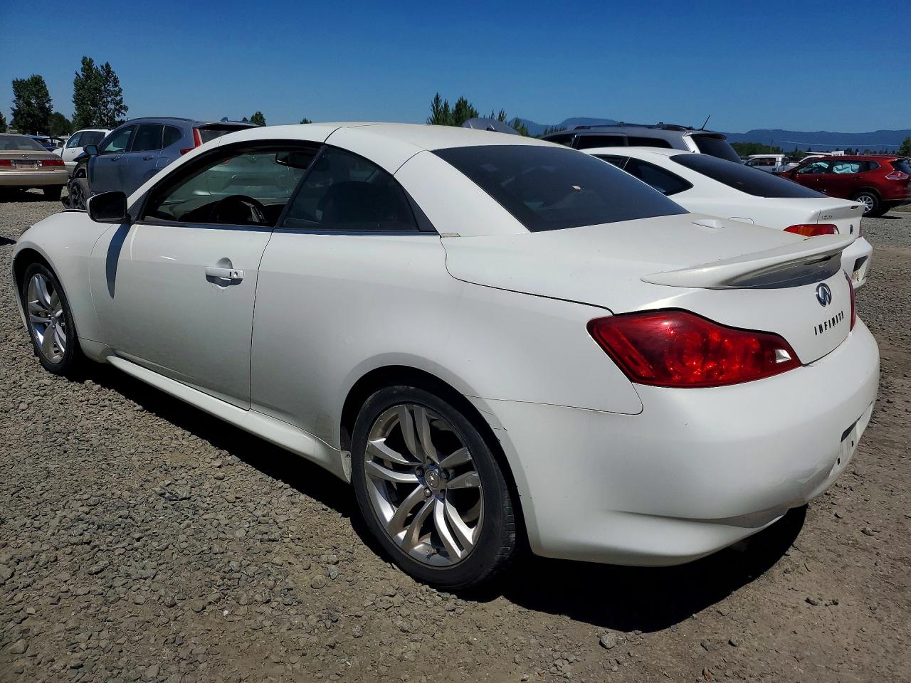 2009 Infiniti G37 Convertible Base White vin: JNKCV66E99M724620