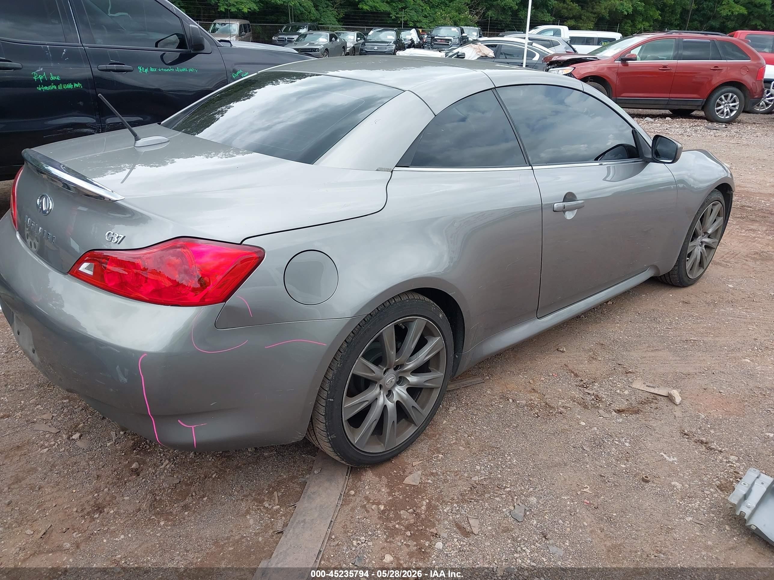 2009 Infiniti G37   Gray vin: JNKCV66EX9M720799