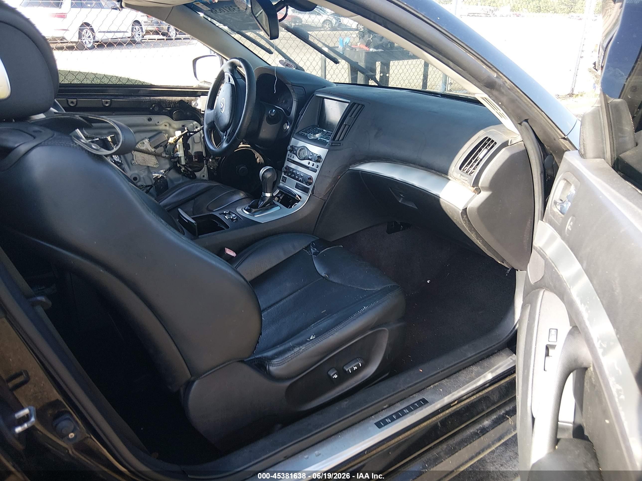 2009 Infiniti G37 Black vin: JNKCV66EX9M721760