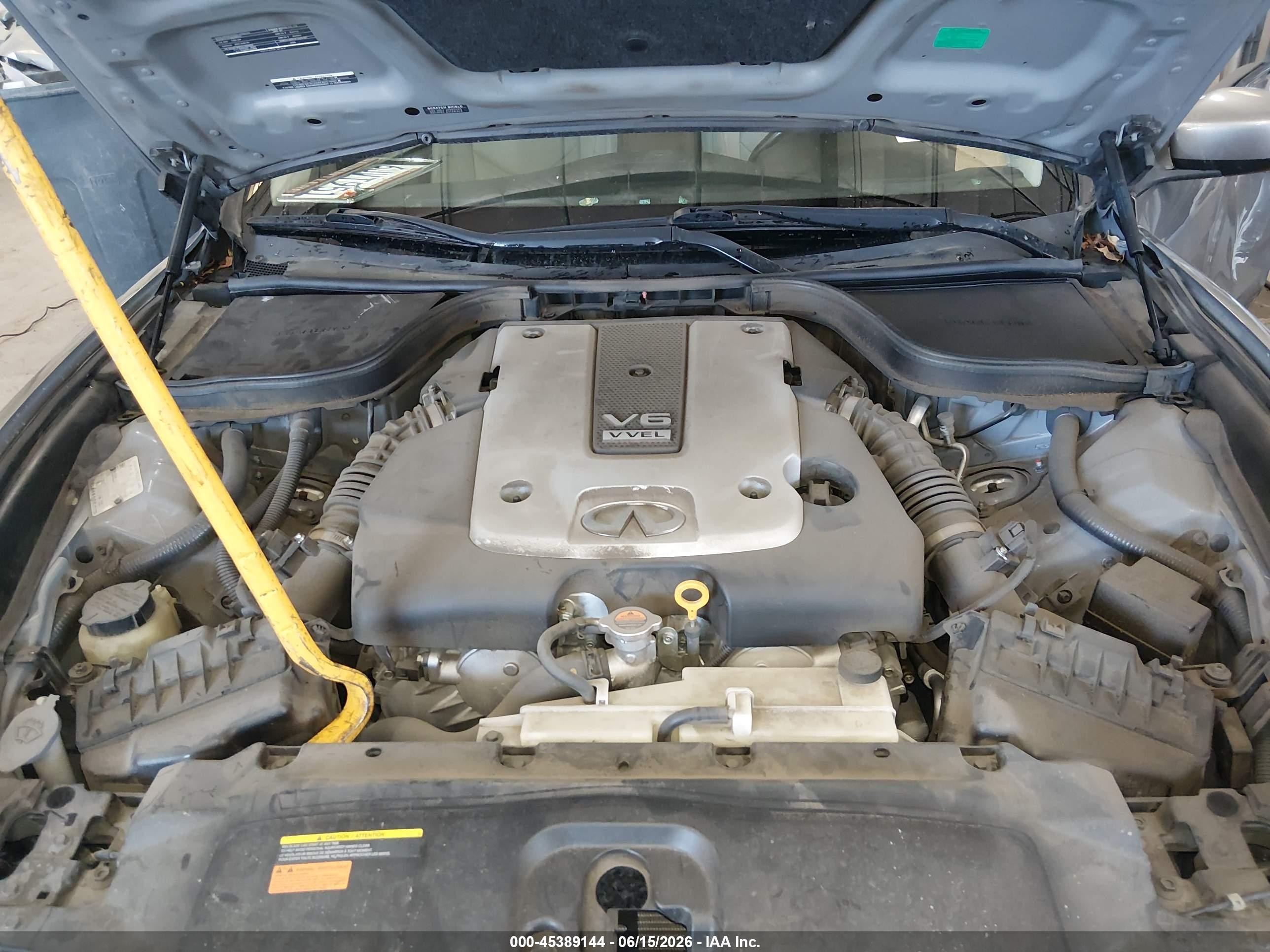 2009 Infiniti G37   Silver vin: JNKCV66EX9M722214