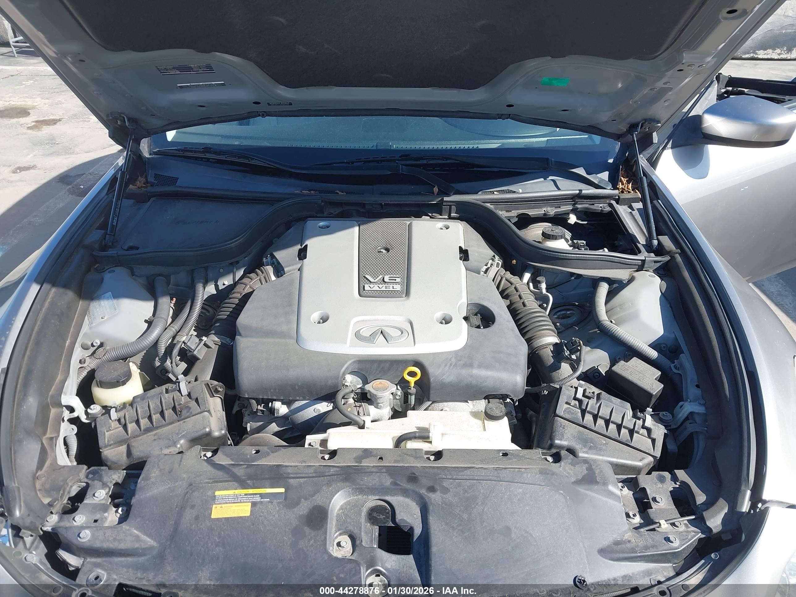 2009 Infiniti G37   Silver vin: JNKCV66EX9M722827